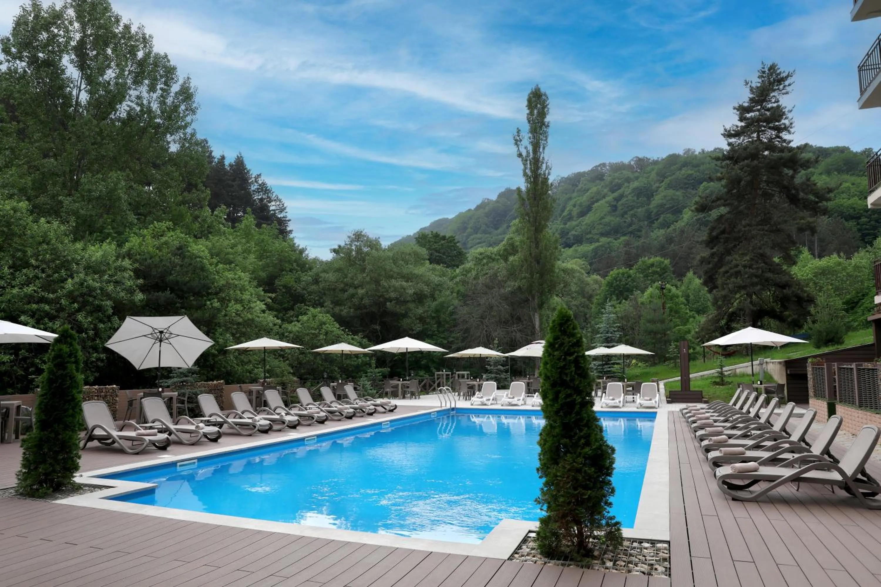Swimming pool in Best Western Plus Paradise Hotel Dilijan