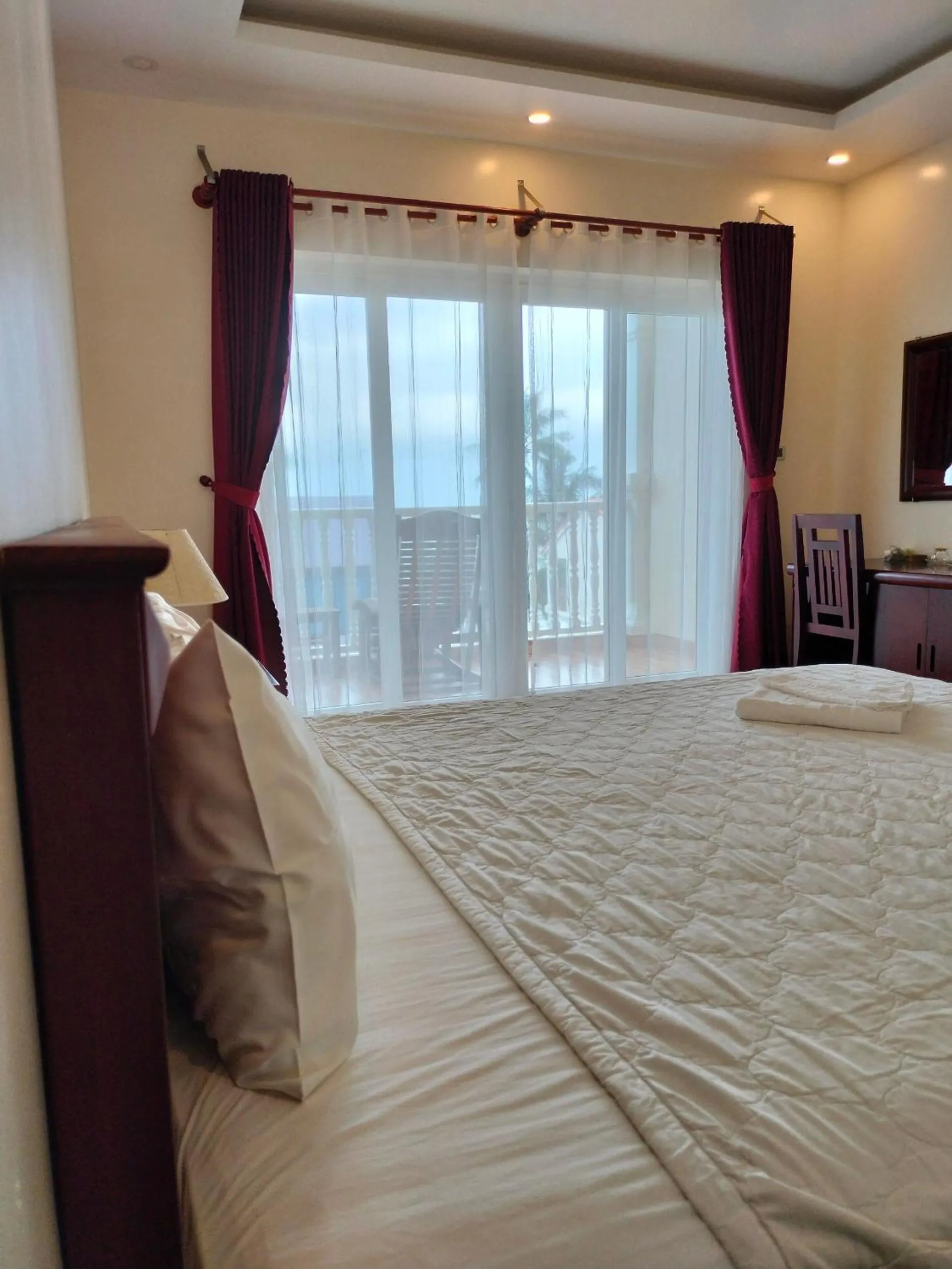 Bedroom, Bed in Phuong Binh House