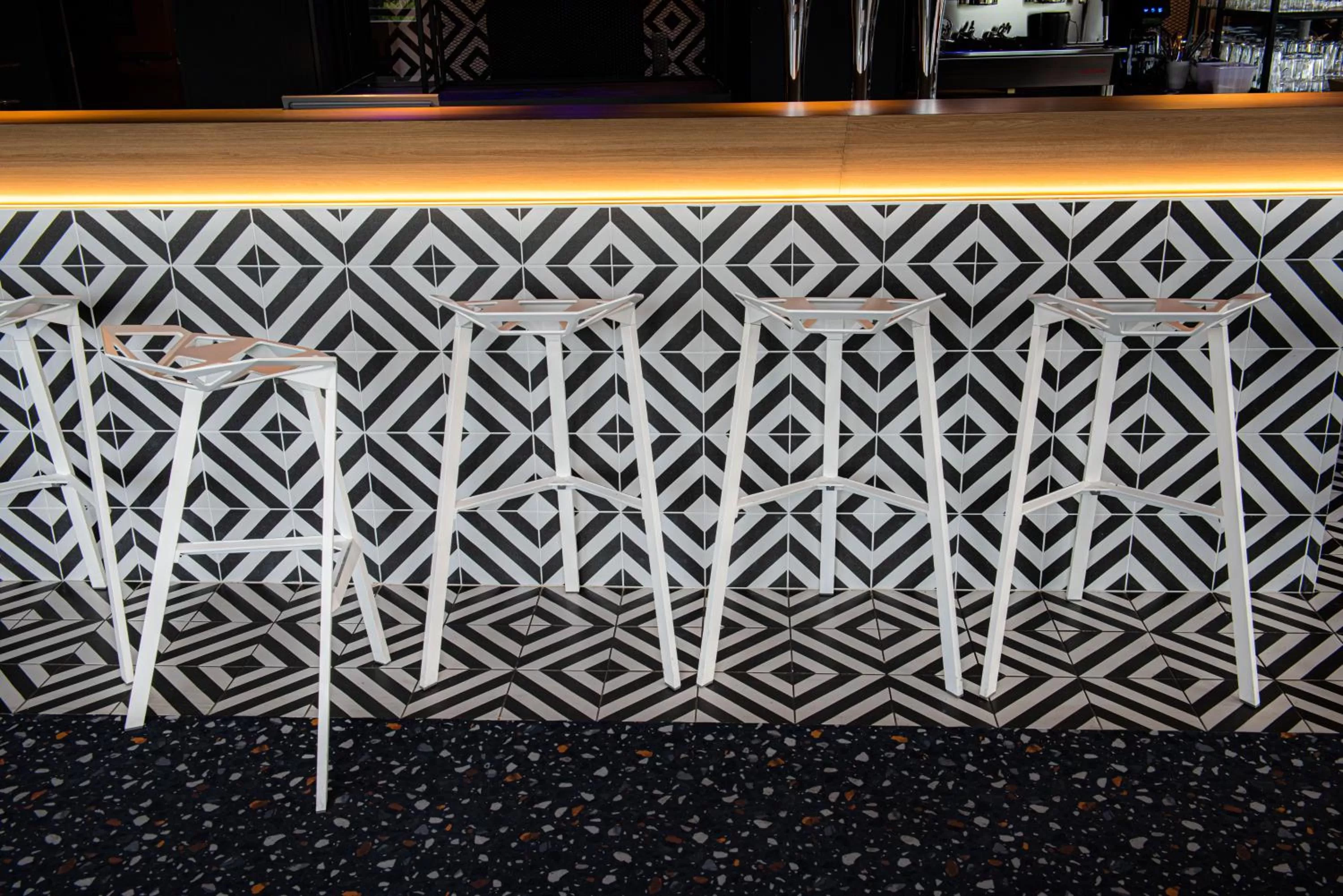 Lounge or bar in Tribe Carcassonne