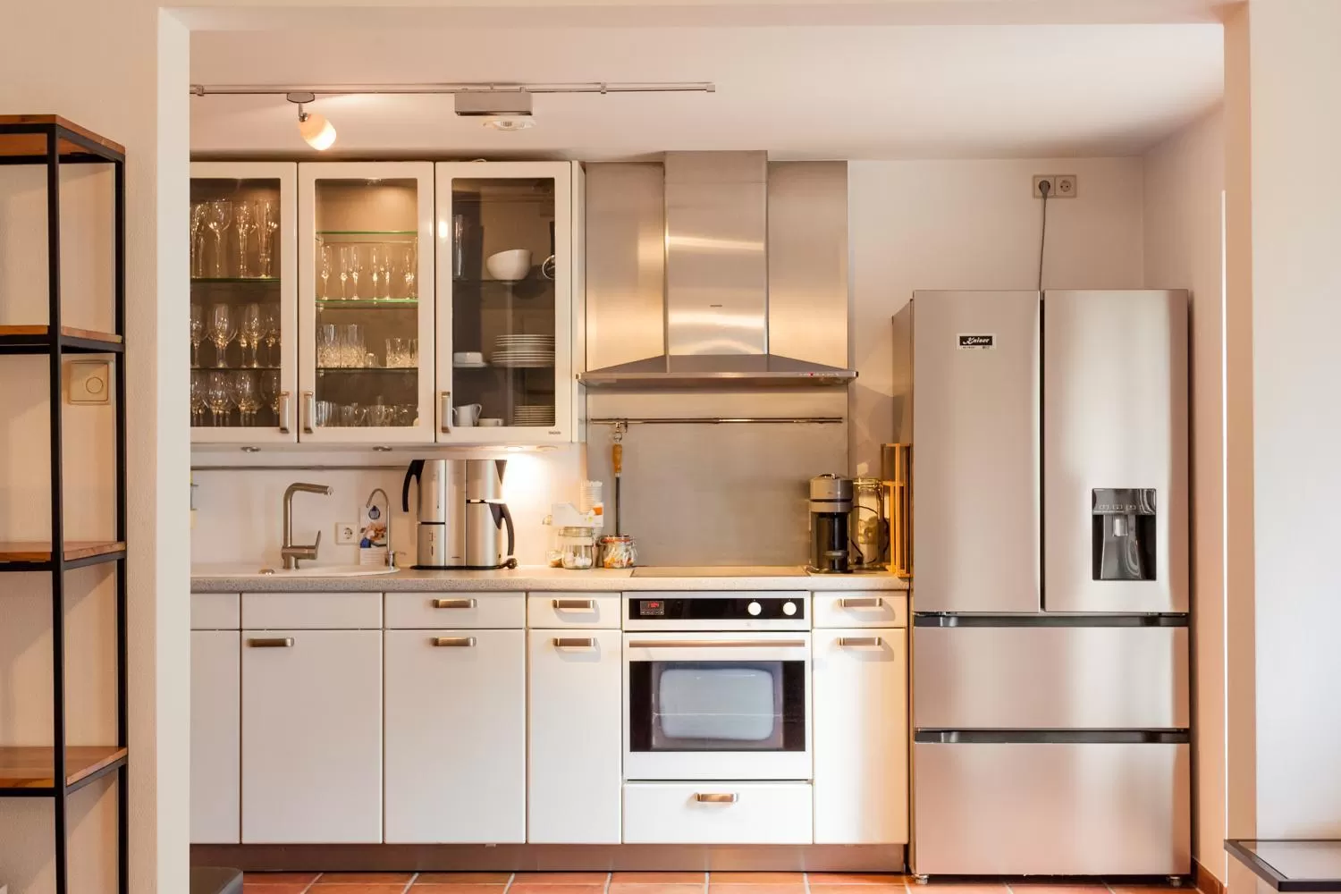 Kitchen or kitchenette in Hotel Zur Linde Dein Self Check In