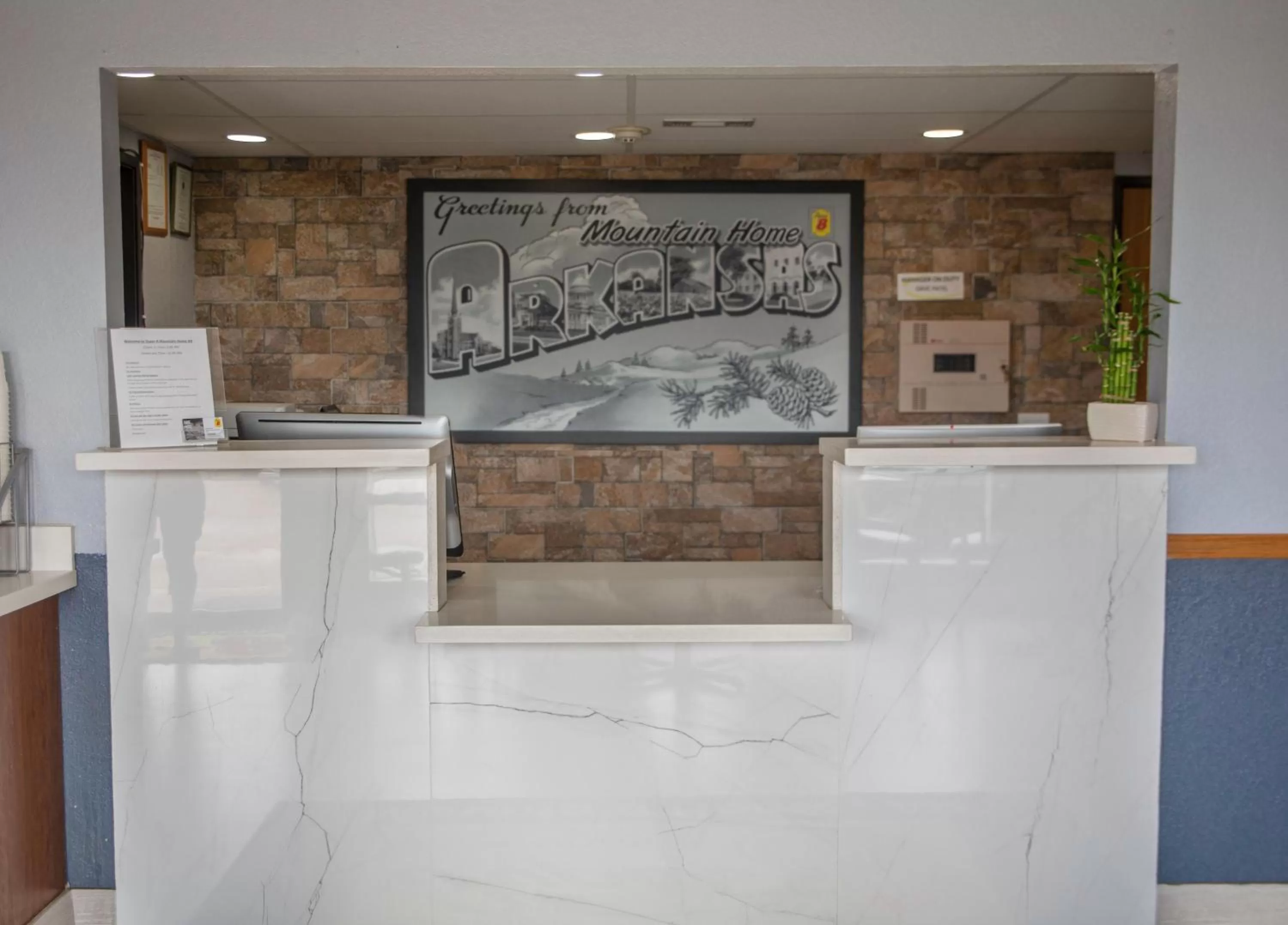 Super 8 by Wyndham Mountain Home