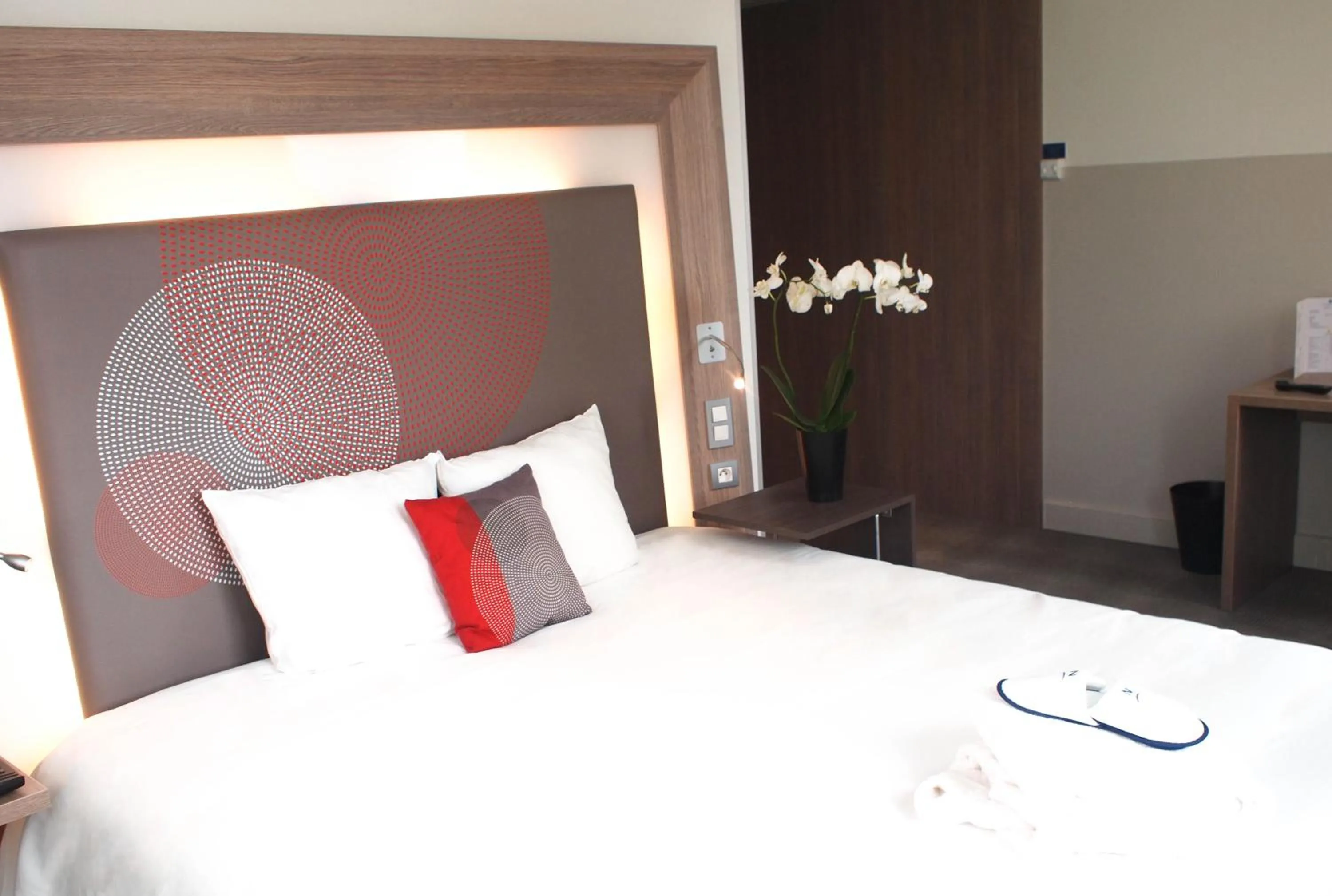 Bedroom, Bed in Novotel SPA Rennes Centre Gare