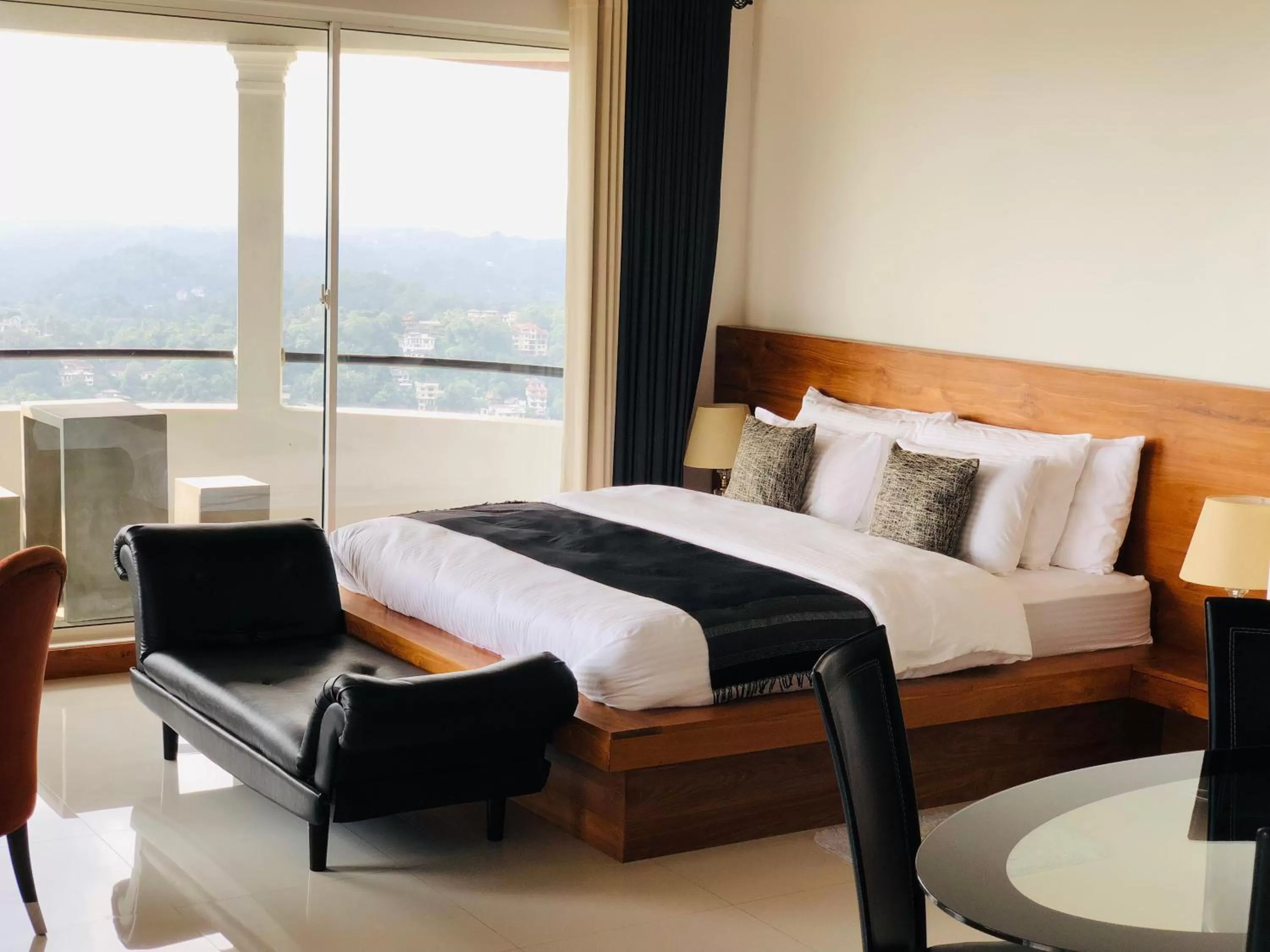 The Heaven's Villa Kandy