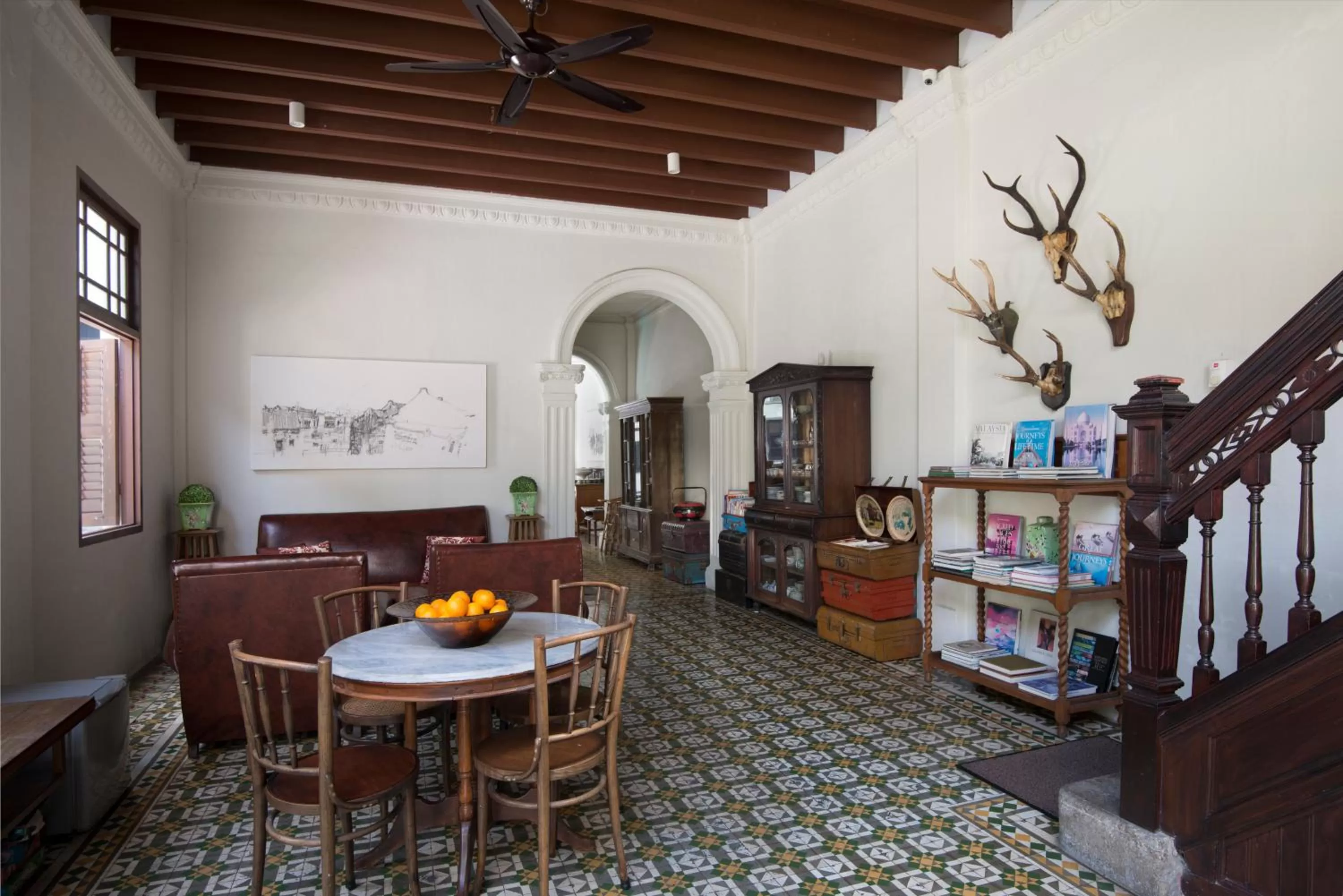 Communal lounge/ TV room in Noordin Mews