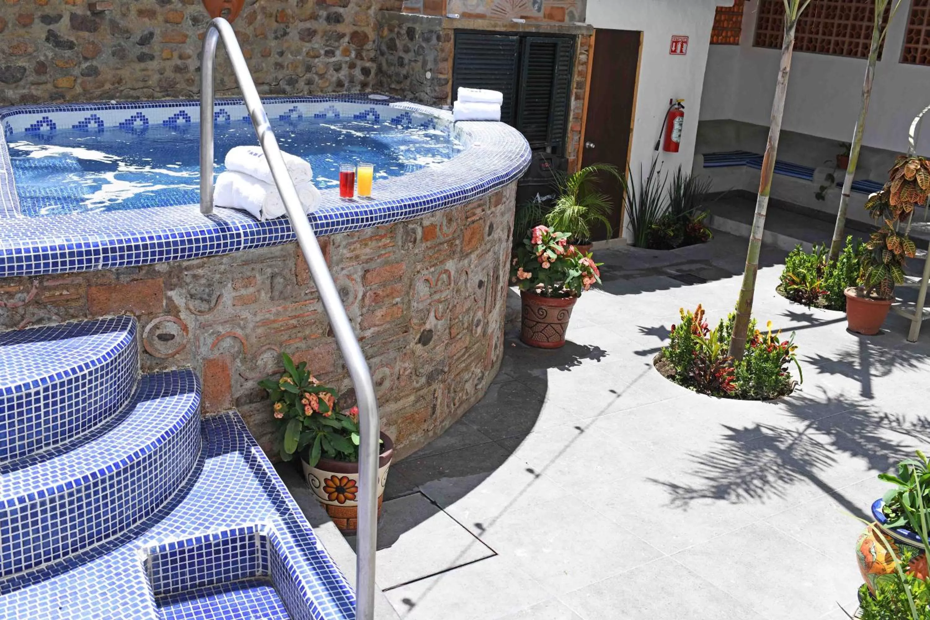 Patio in Petit Hotel Pilitas