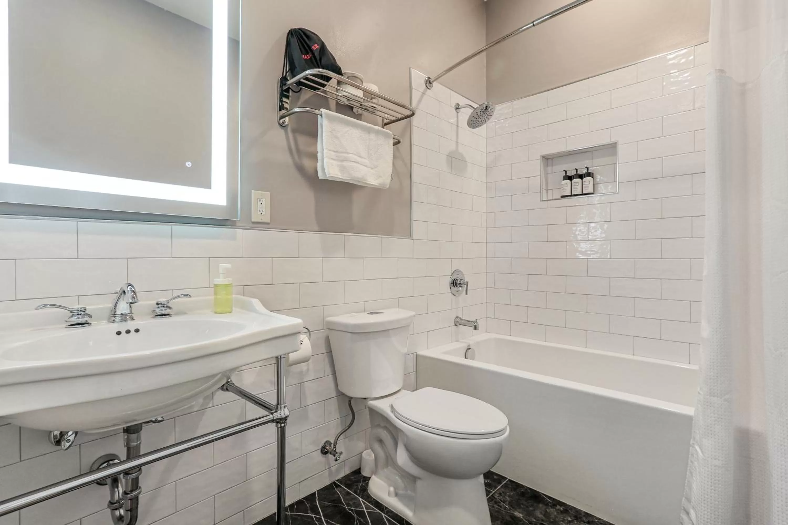 Bathroom in Rathbone Mansions New Orleans