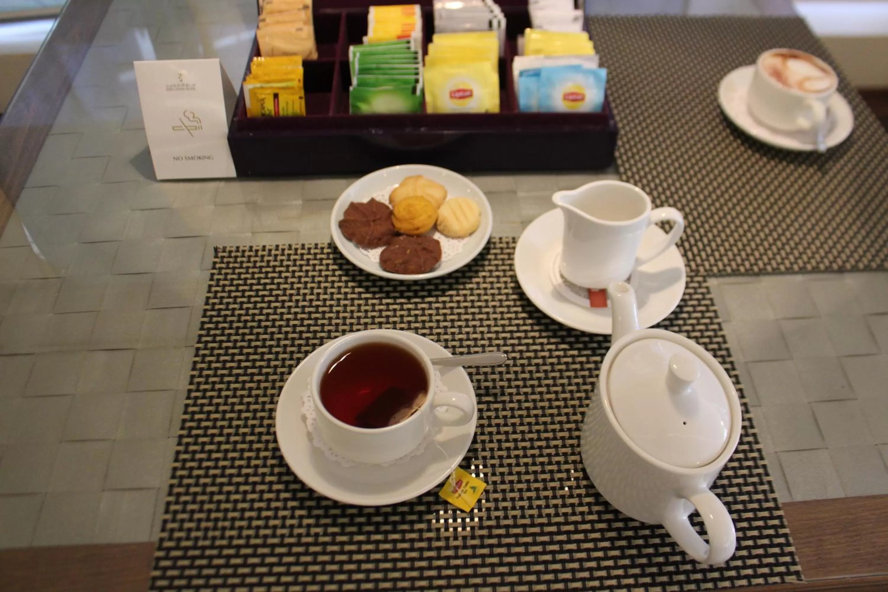 Restaurant/places to eat in Executives Hotel - Olaya