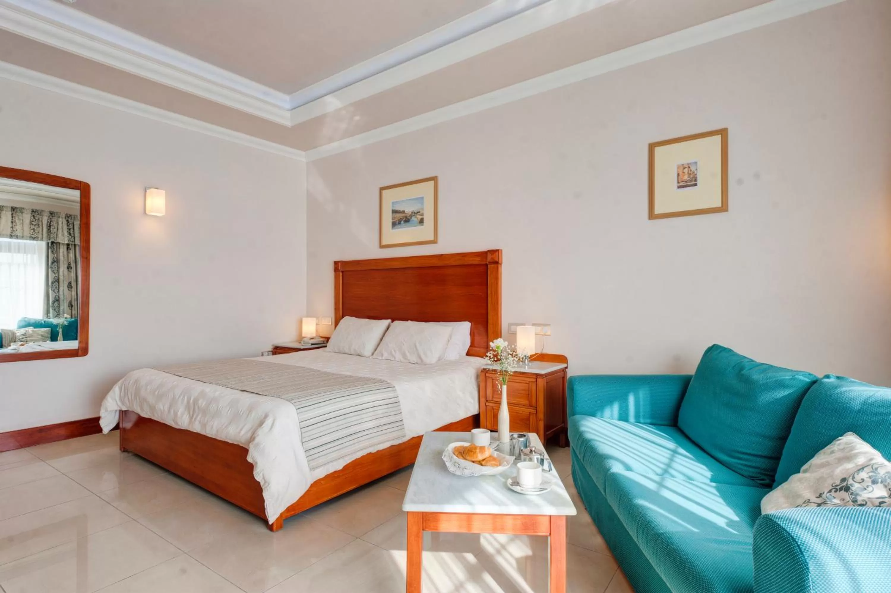 Photo of the whole room, Bed in Paradise Bay Resort