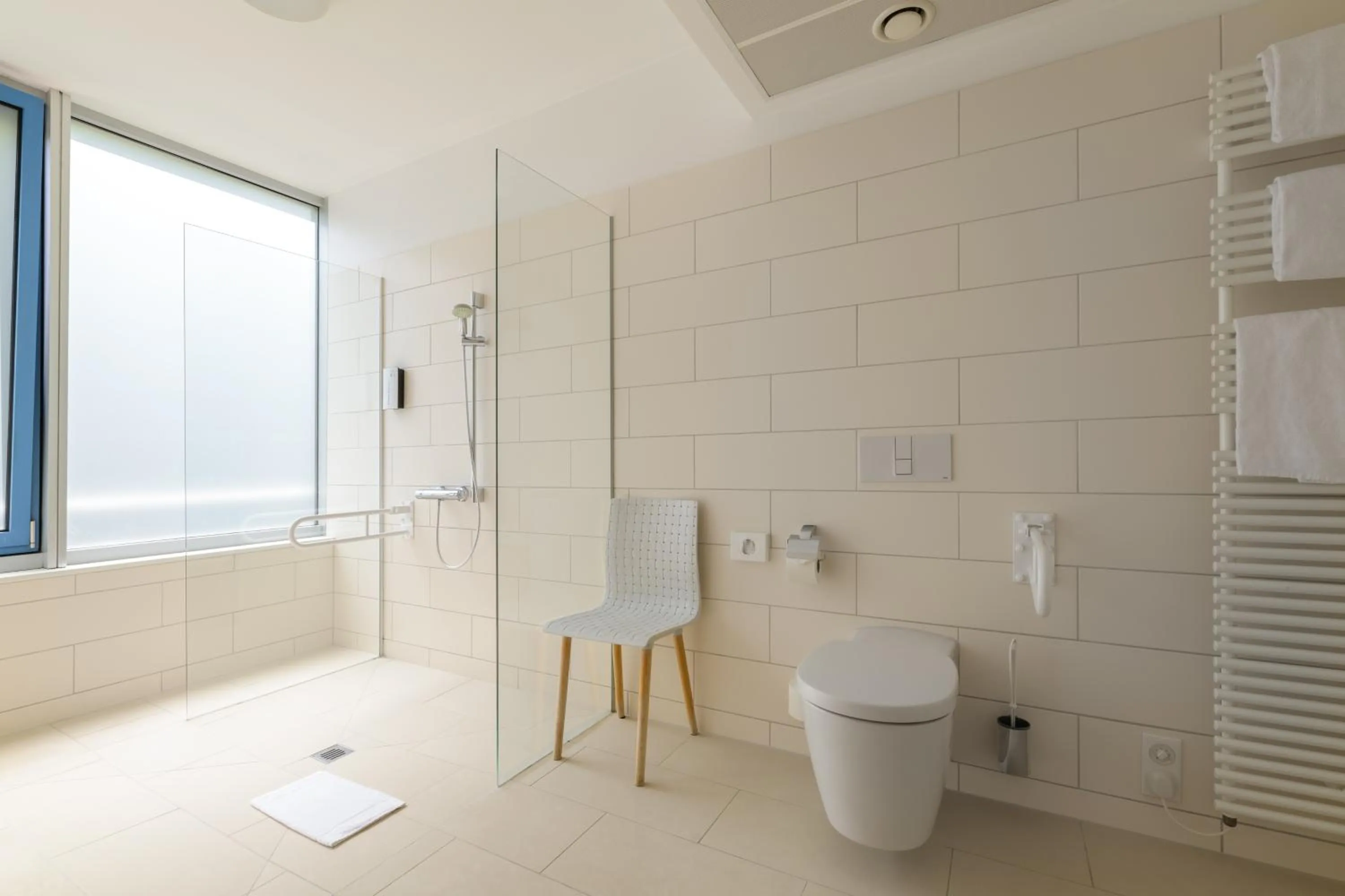 Bathroom in Tulip Inn München Messe