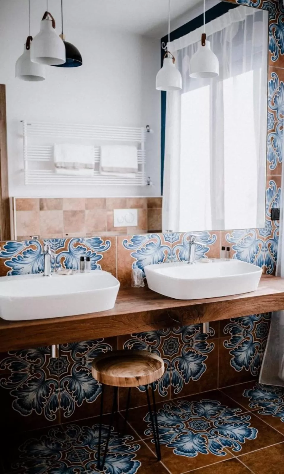Bathroom in Panoramic Villa Garassino - country rooms and fine restaurant