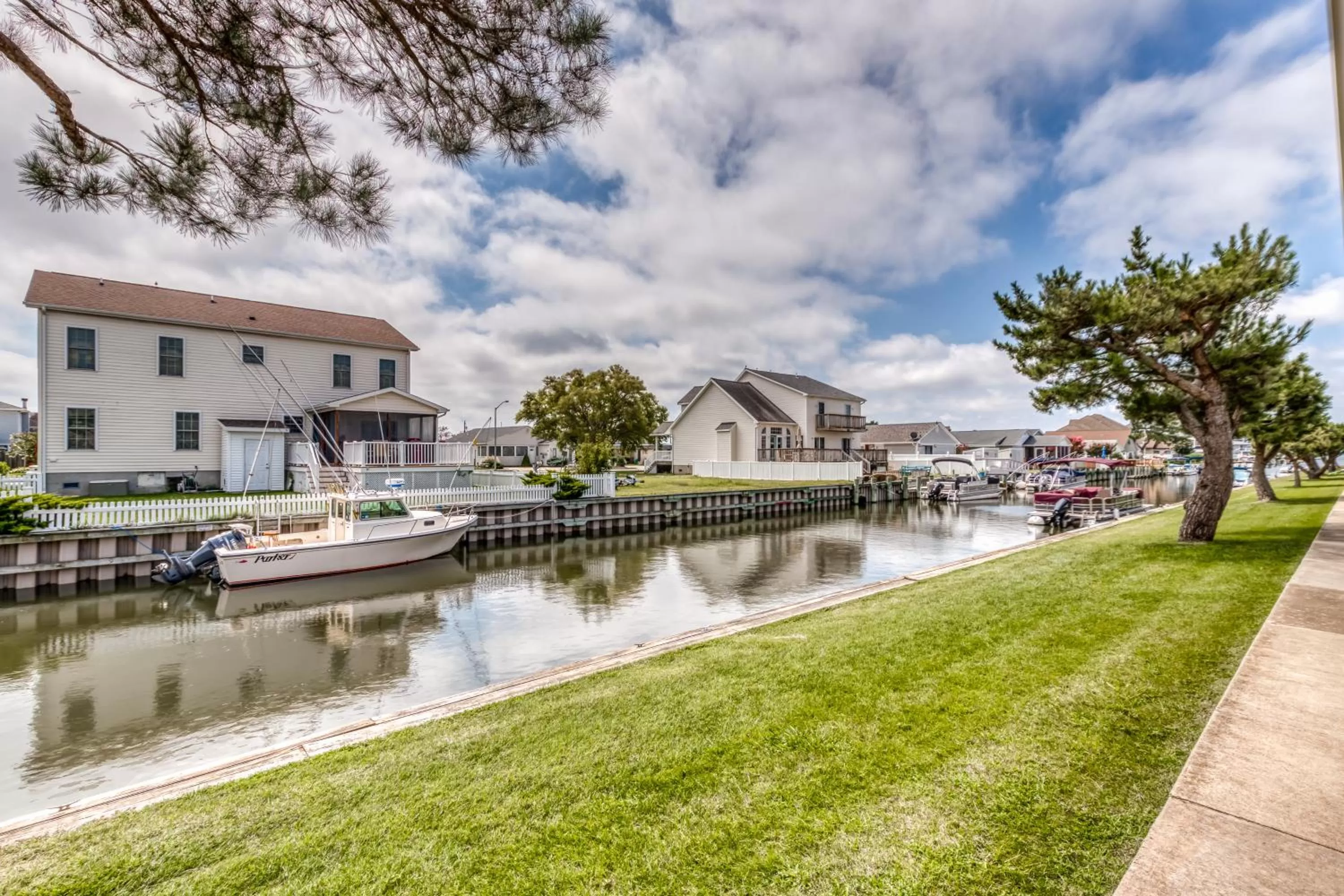 Property Building in Beach Club II