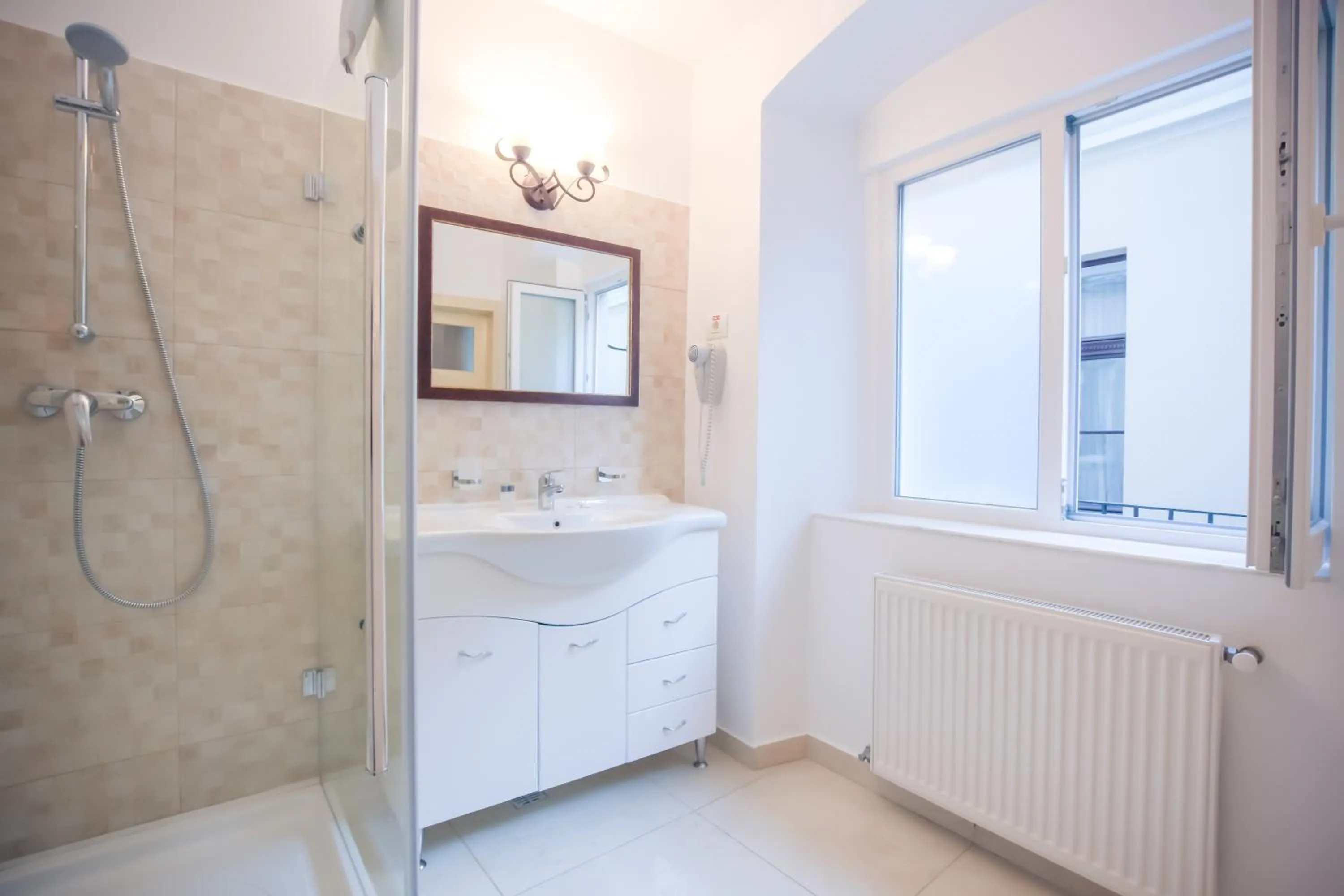 Bathroom in Safrano Palace