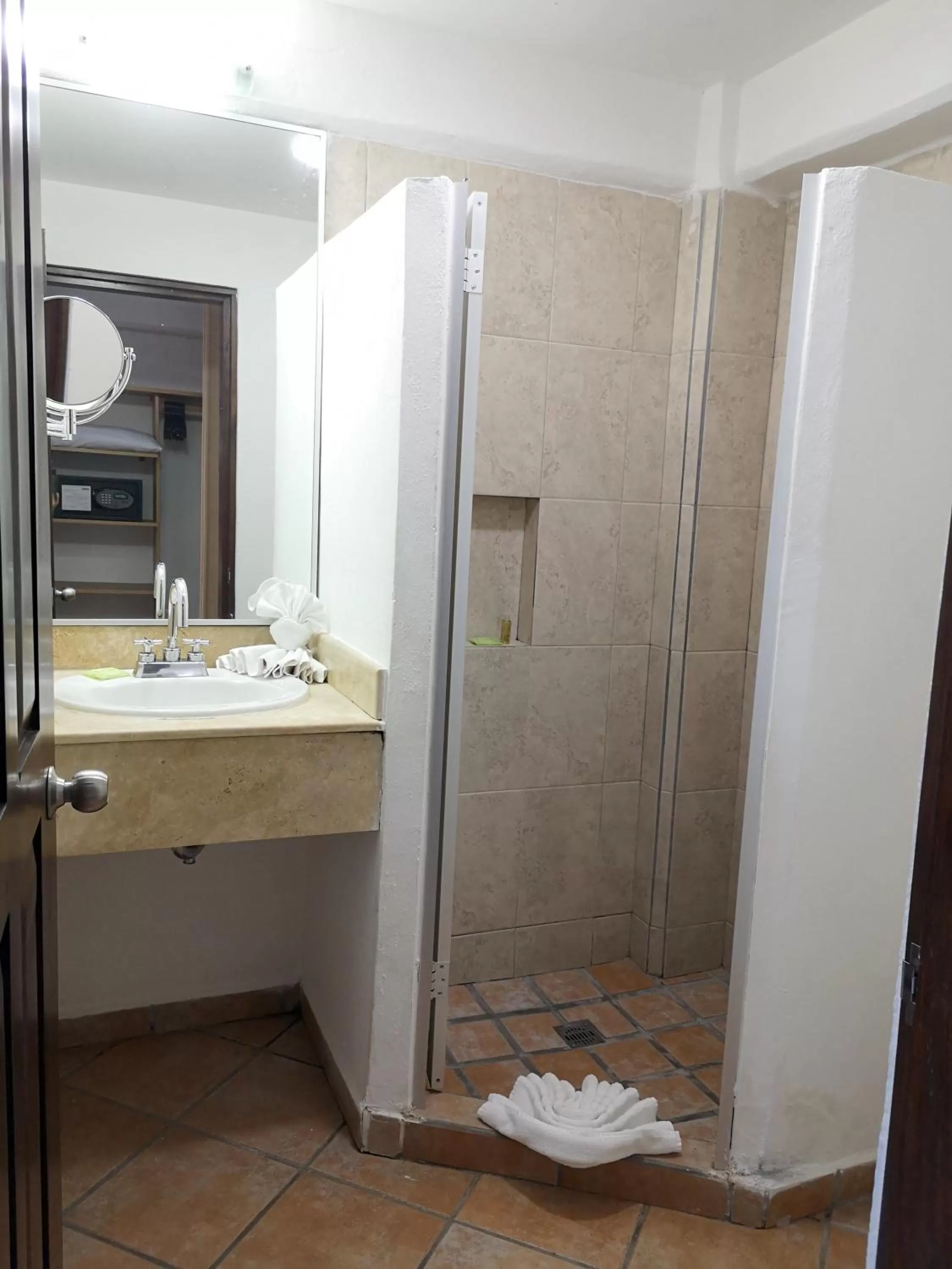 Bathroom in Hotel El Pescador