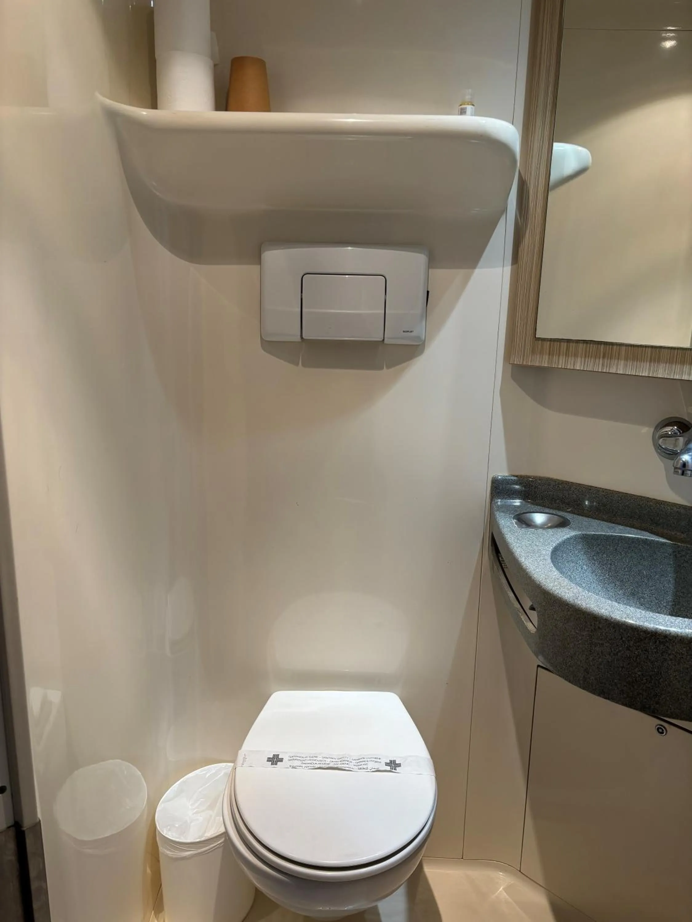 Bathroom in Premiere Classe Geneve - Saint Genis Pouilly