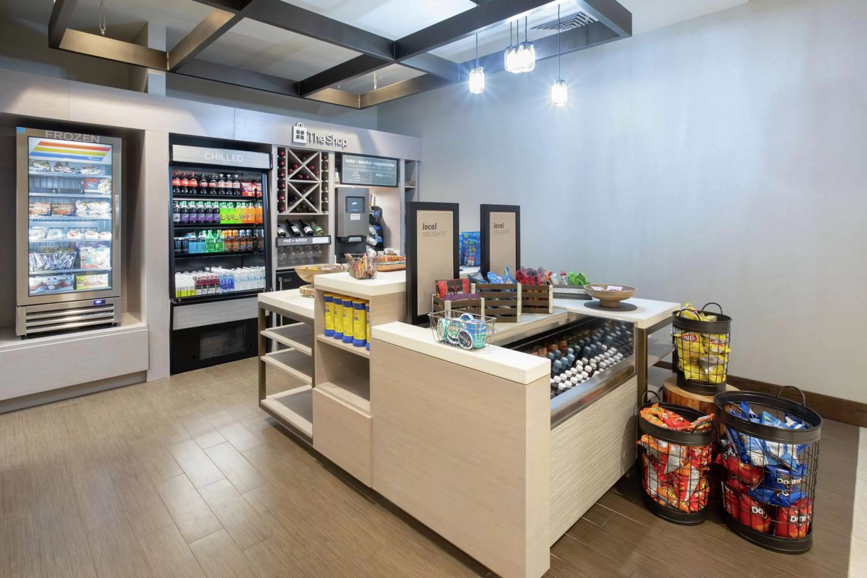 Restaurant/places to eat in Hilton Garden Inn Omaha Aksarben Village