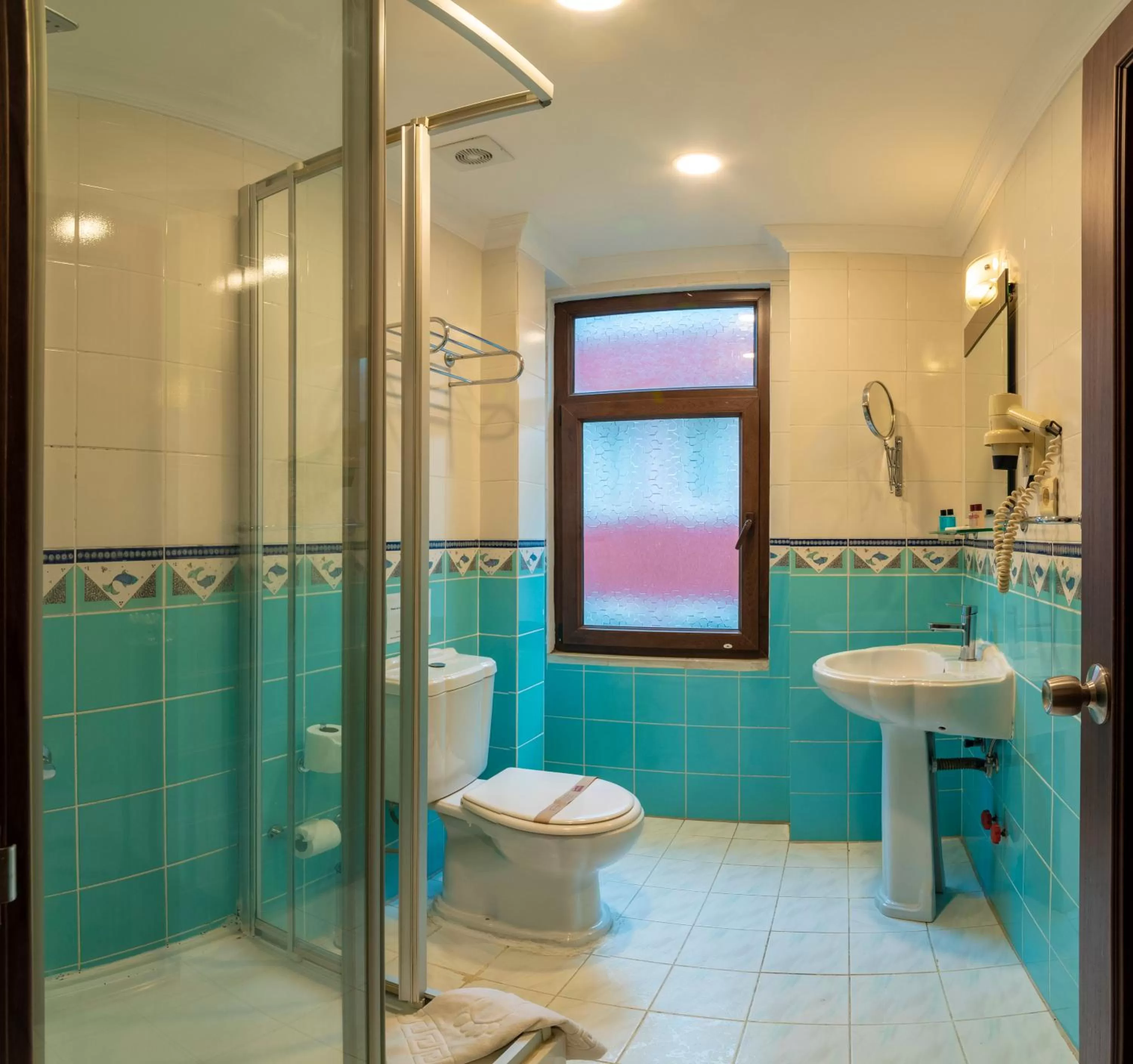 Shower in Arena Hotel - Special Class