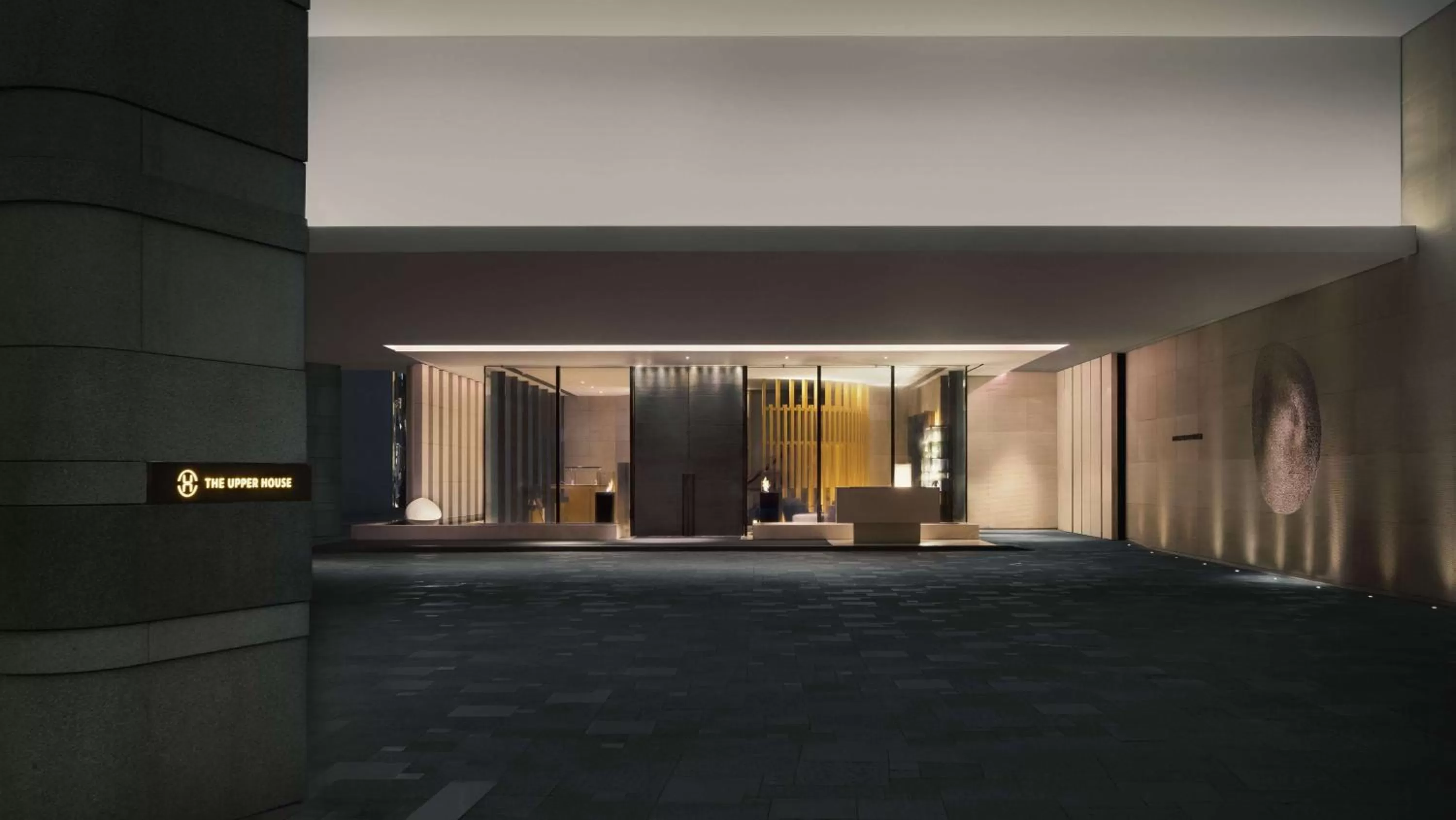 Property building, Bed in Upper House Hong Kong