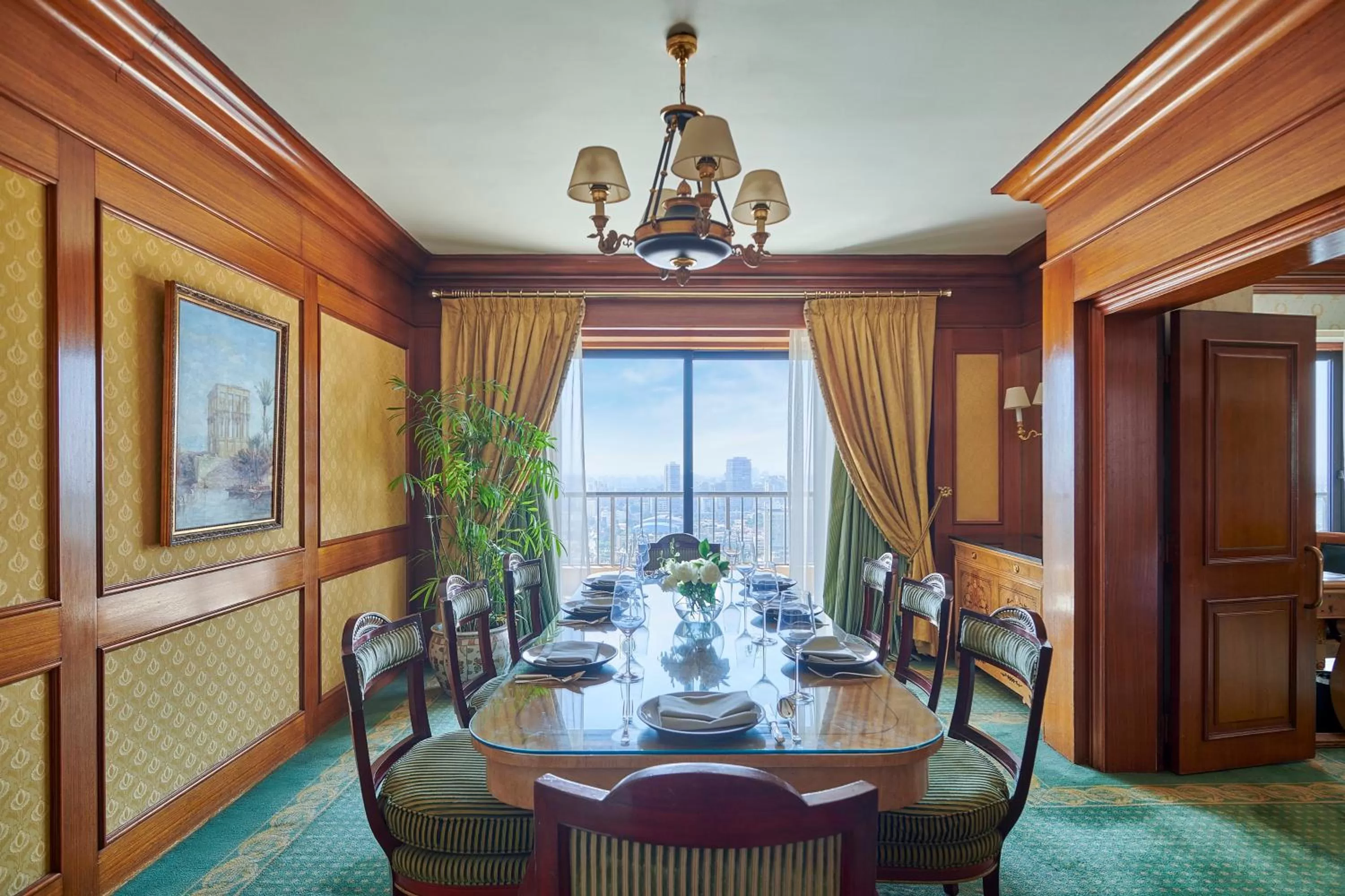 Photo of the whole room in InterContinental Cairo Semiramis by IHG