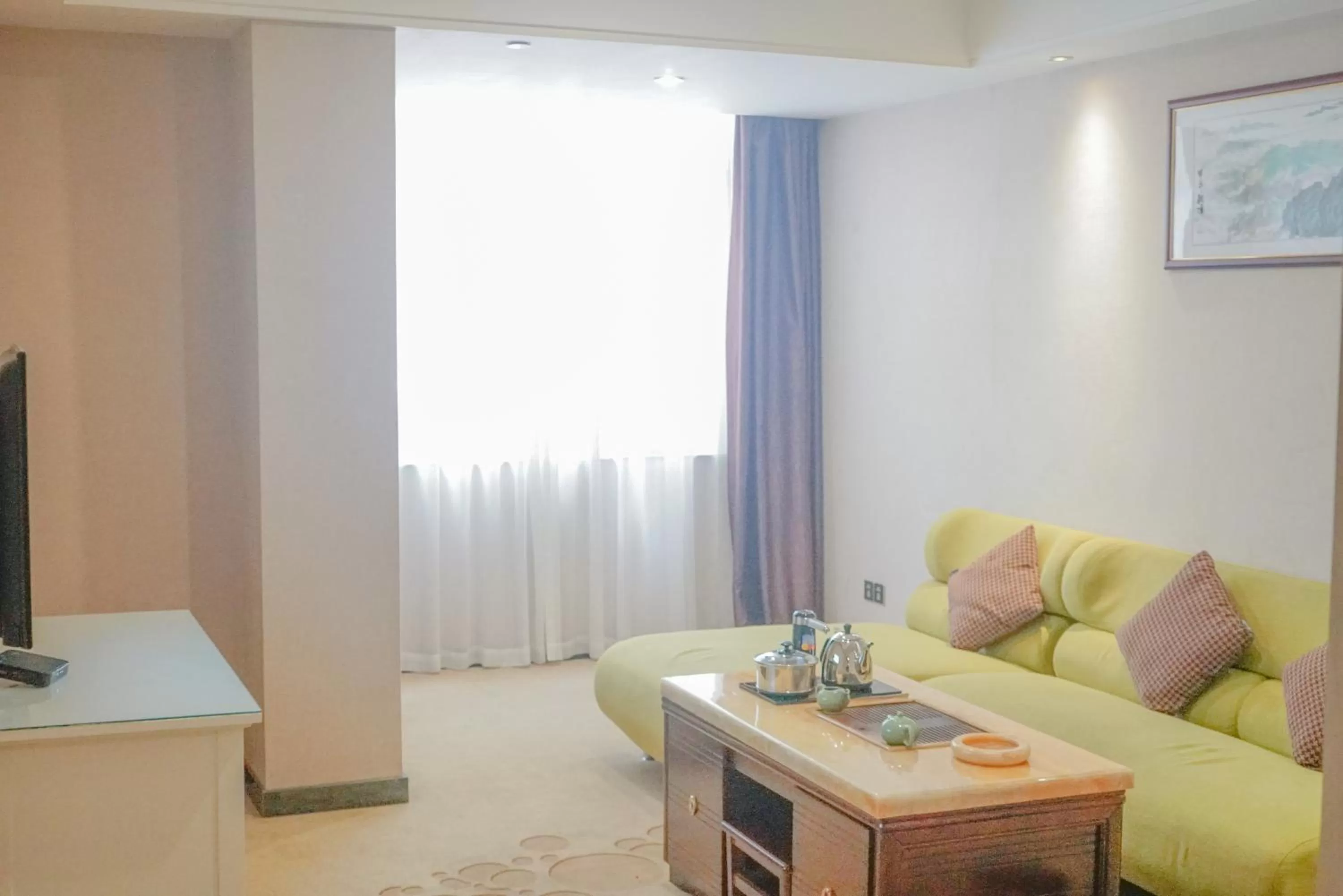 Living room in Paco Hotel Tianhe Coach Terminal Metro Satation Guangzhou-Free Shuttle Bus for Canton Fair