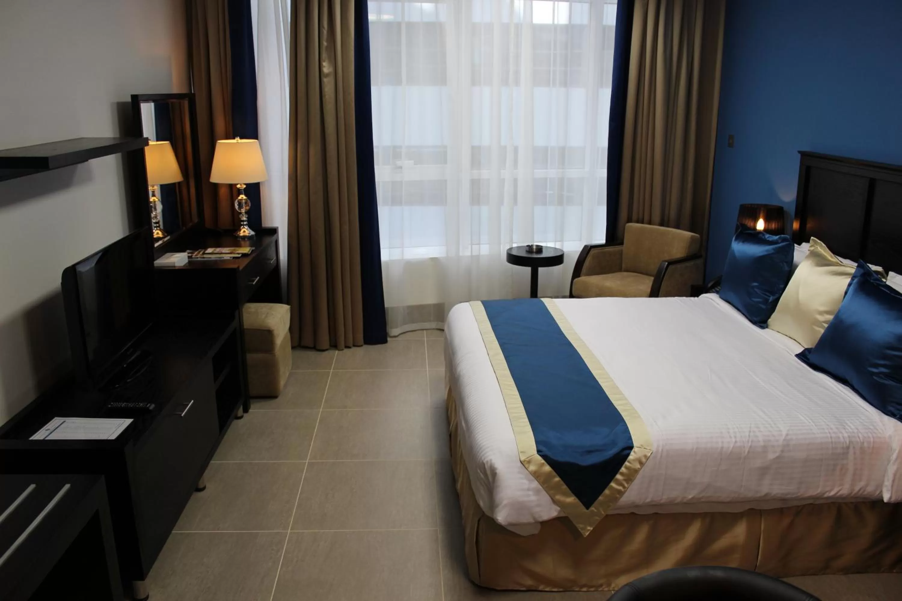 Bedroom, Bed in Al Diar Sawa Hotel Apartments
