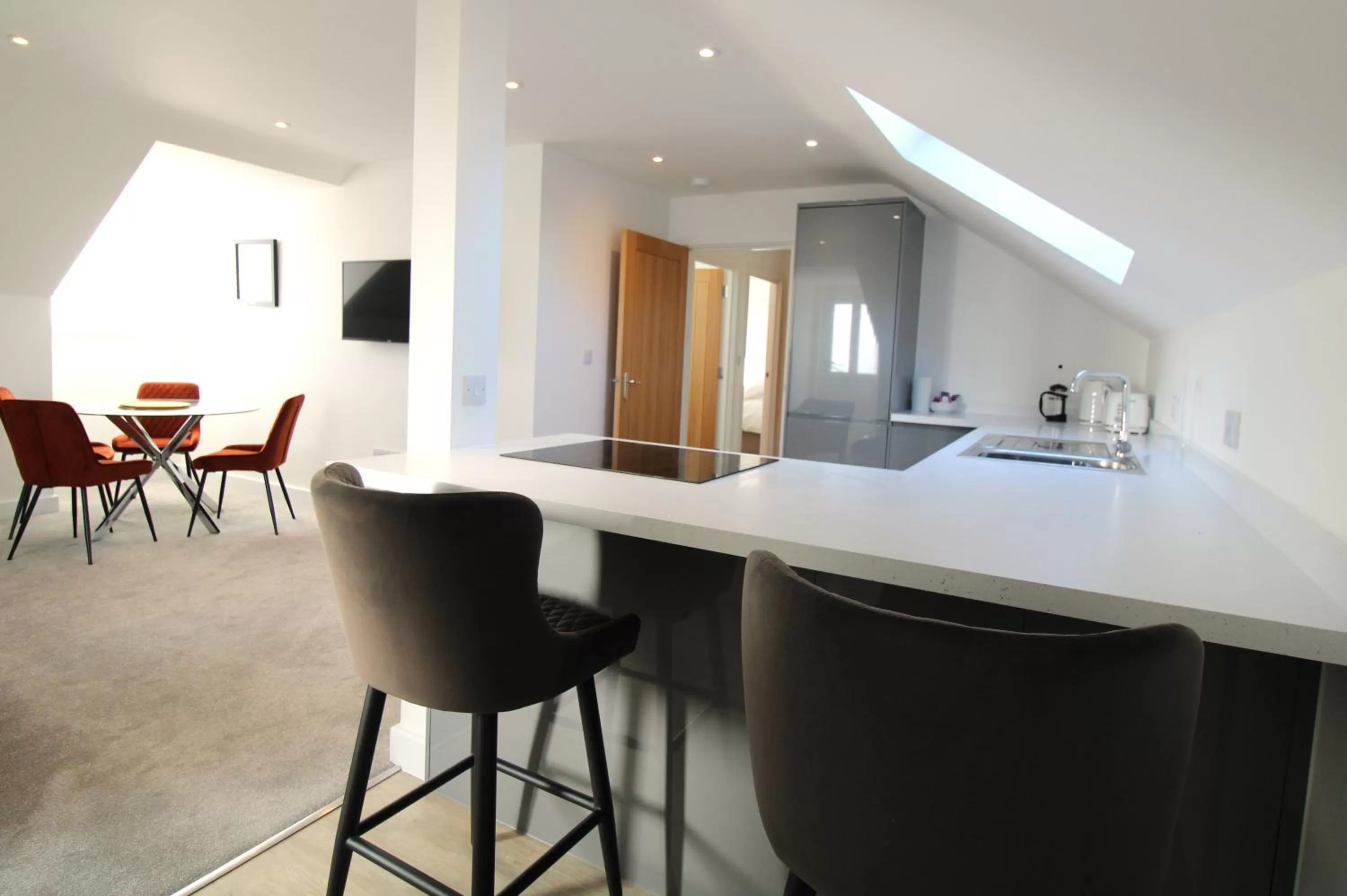 Kitchen/Kitchenette in No 10 @Short Stays