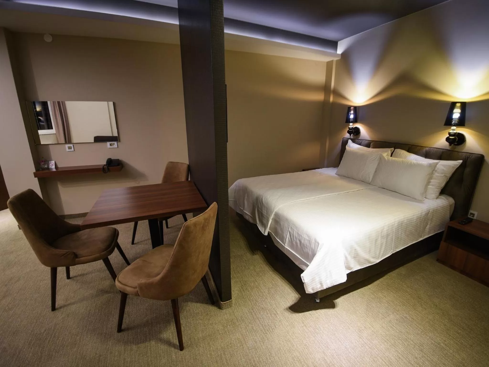 Bedroom, Bed in Hotel Ideo Lux