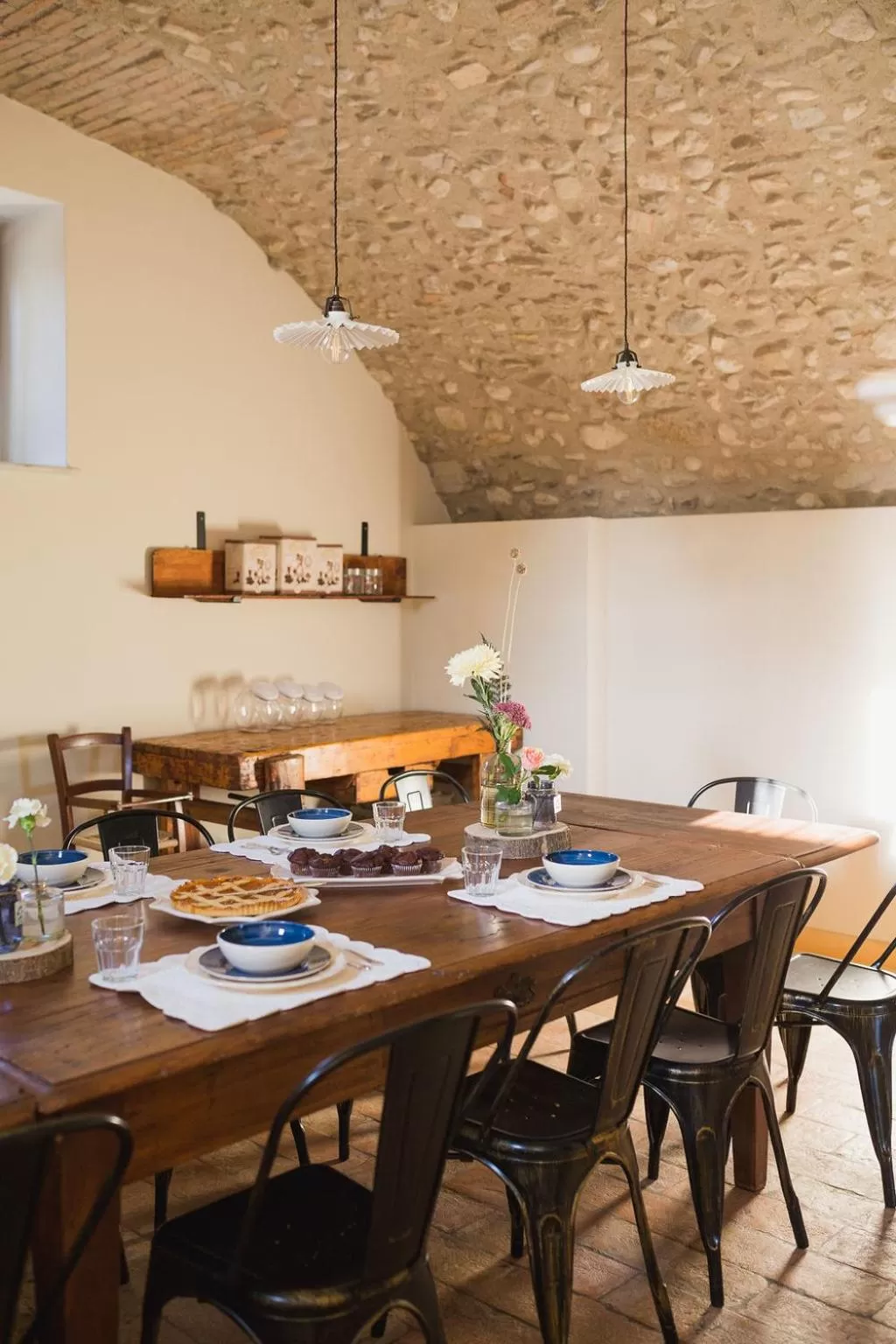 Restaurant/places to eat in Corte Mira