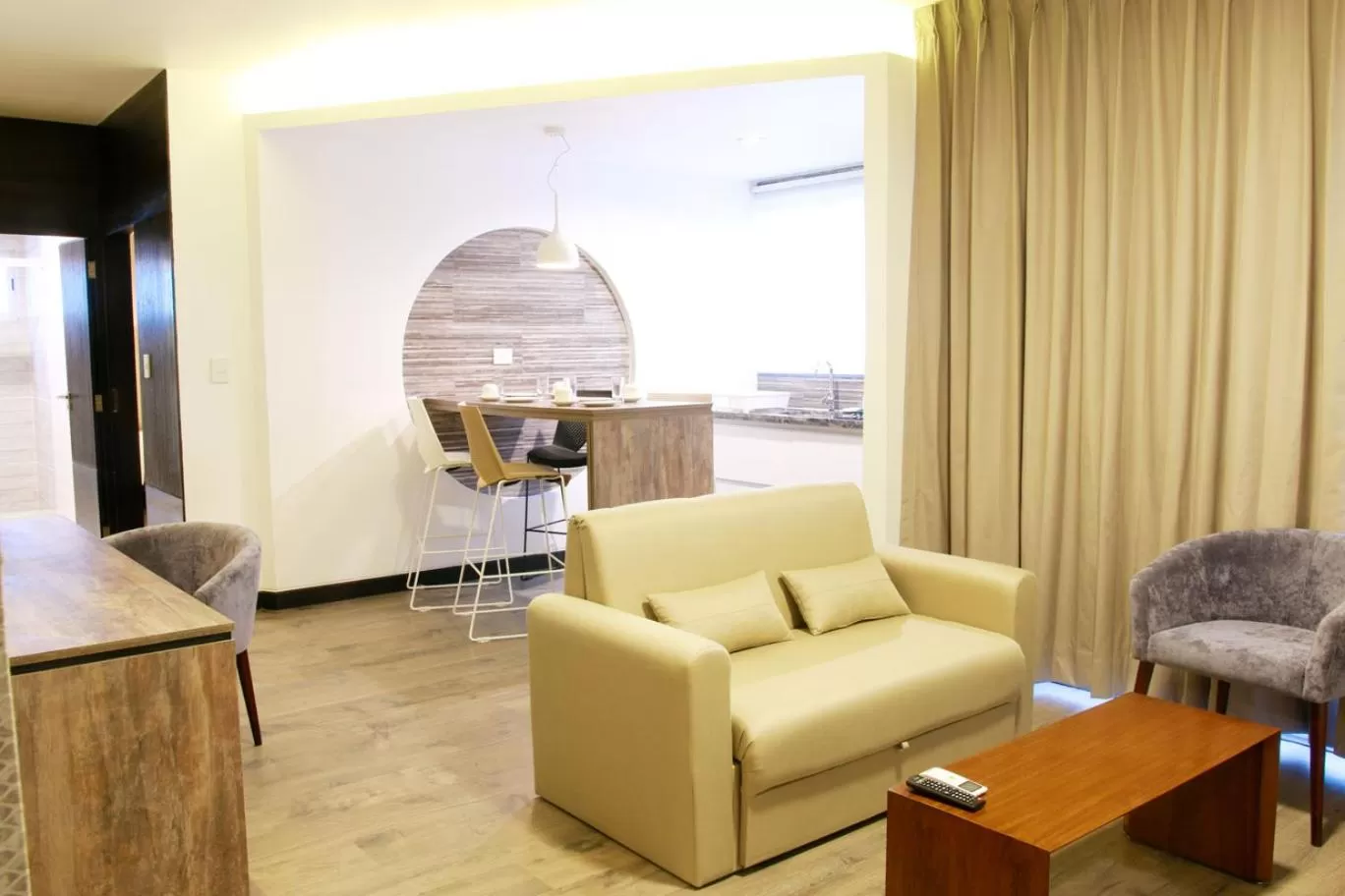 Photo of the whole room in Urban Suites Apart Hotel