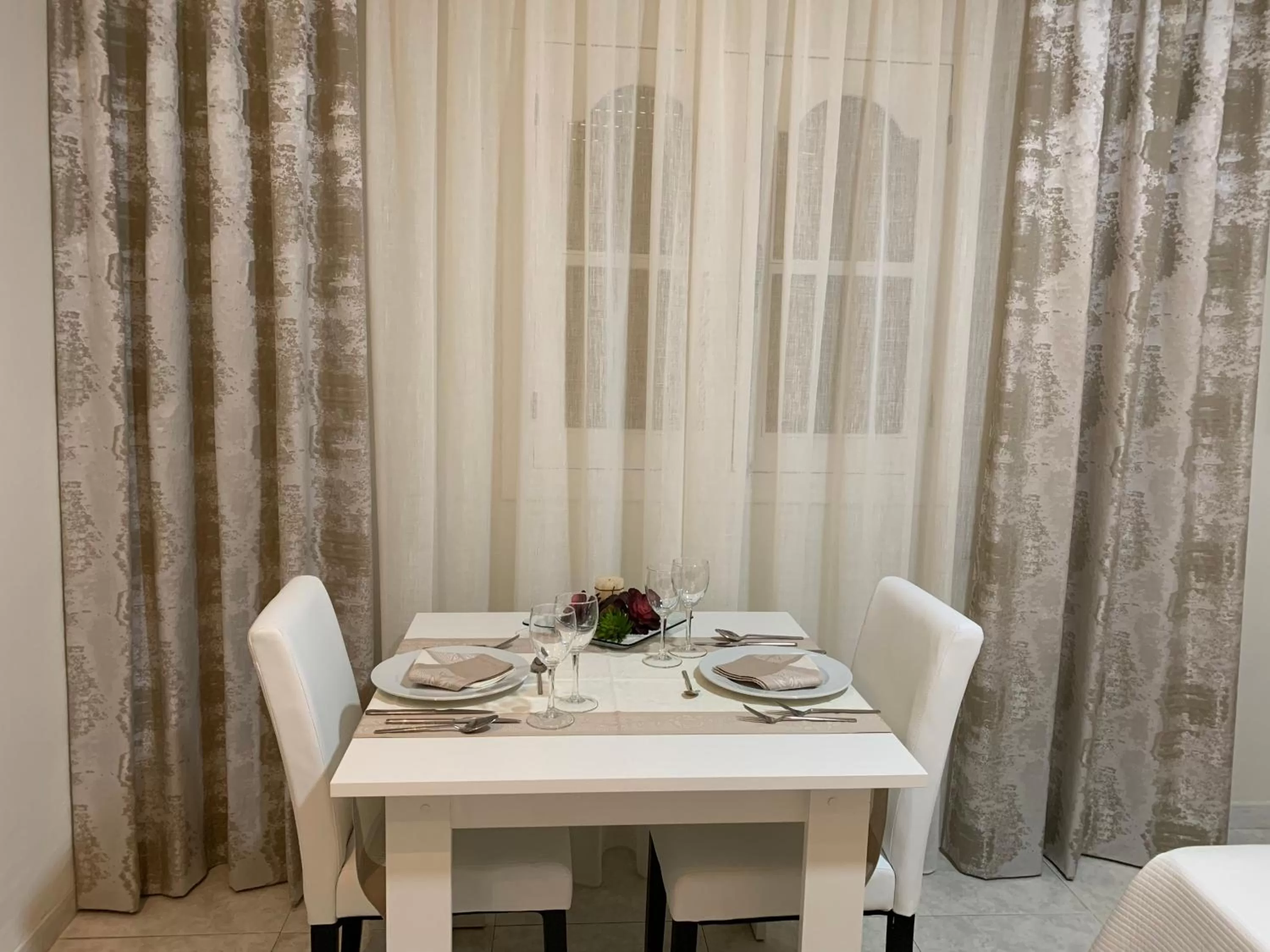 Decorative detail in La Sierra