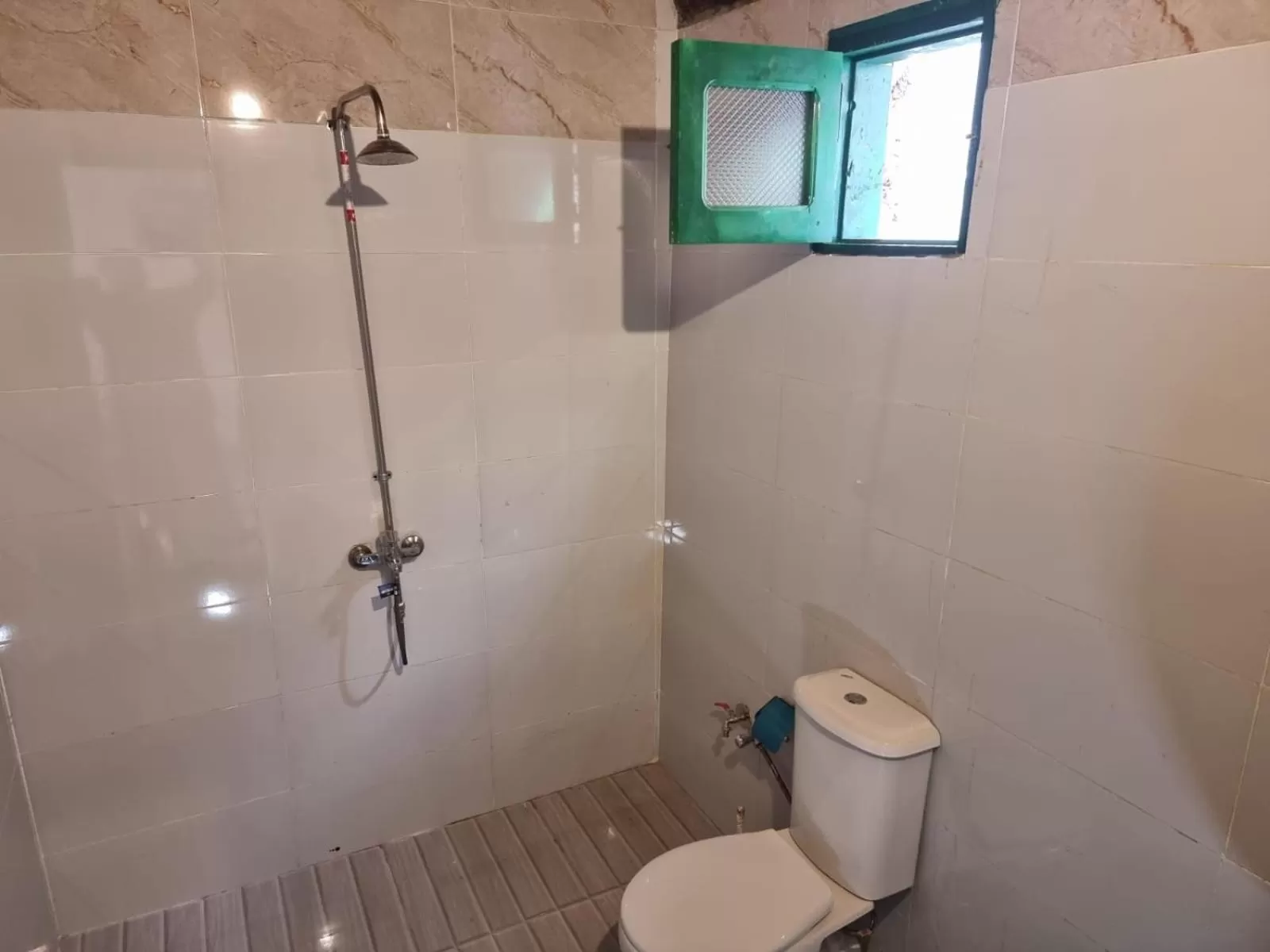 Bathroom in Luxor Old Nile Hotel