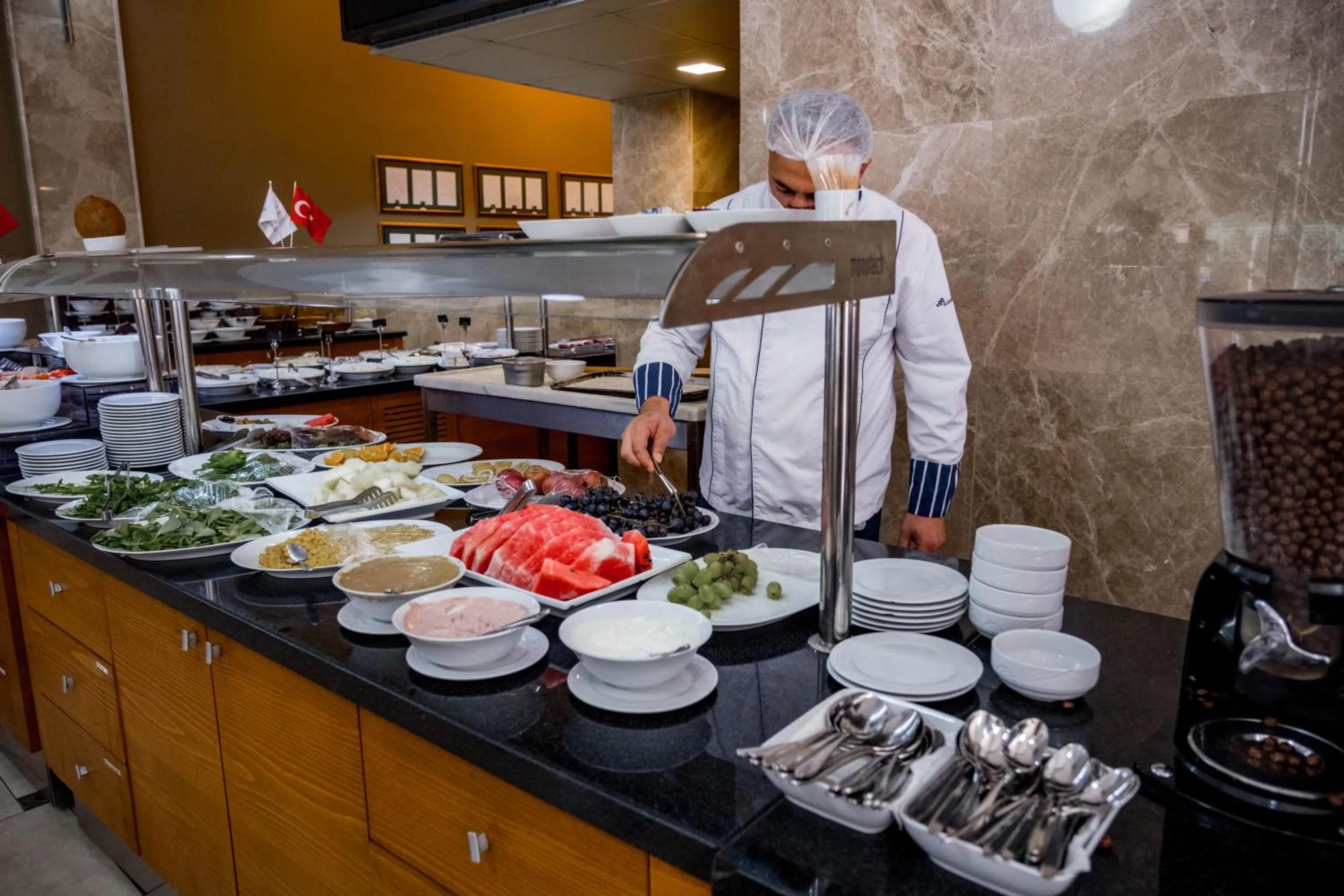 Buffet breakfast in Selçuk Hotel