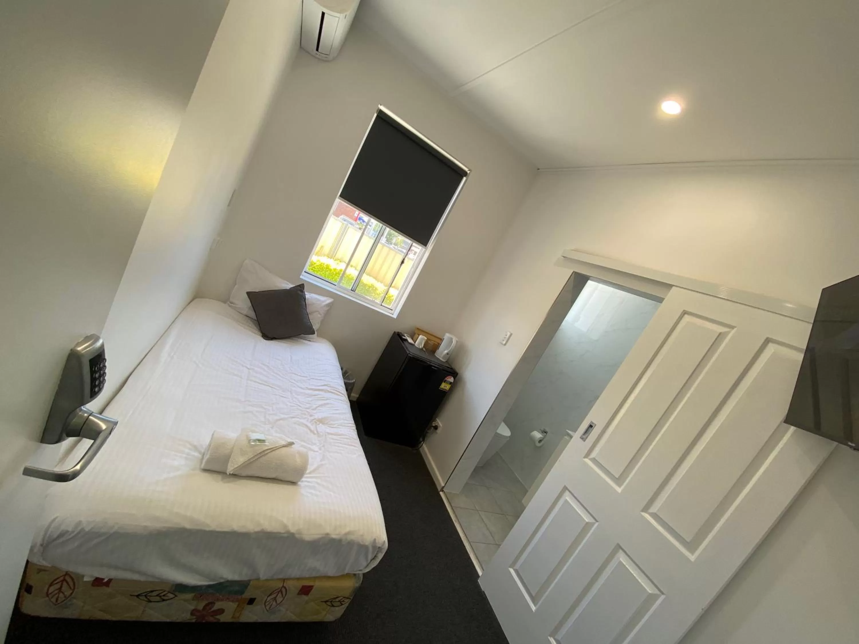 Bed in Central Motel Mudgee