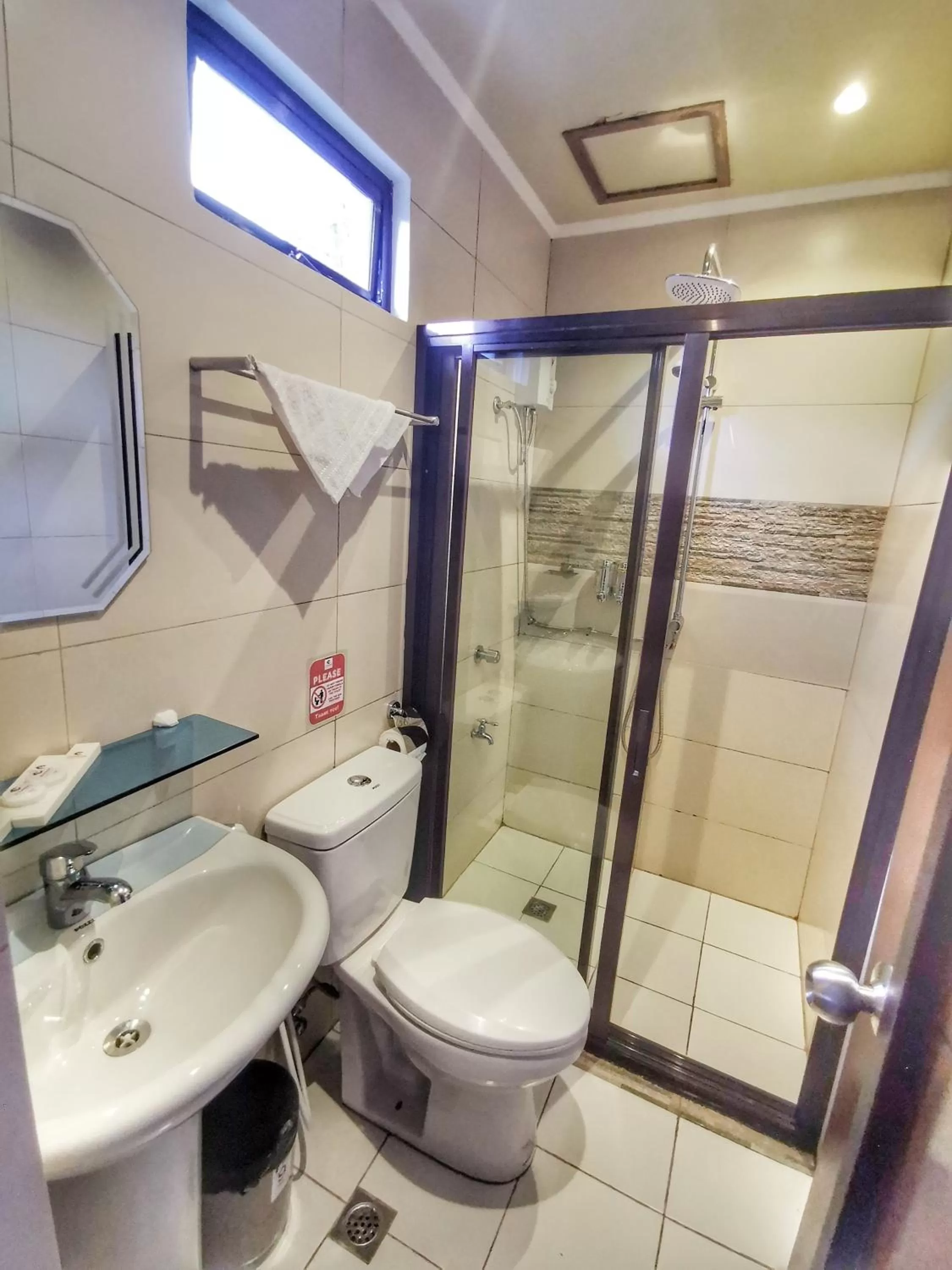 Shower in Charms Hotel