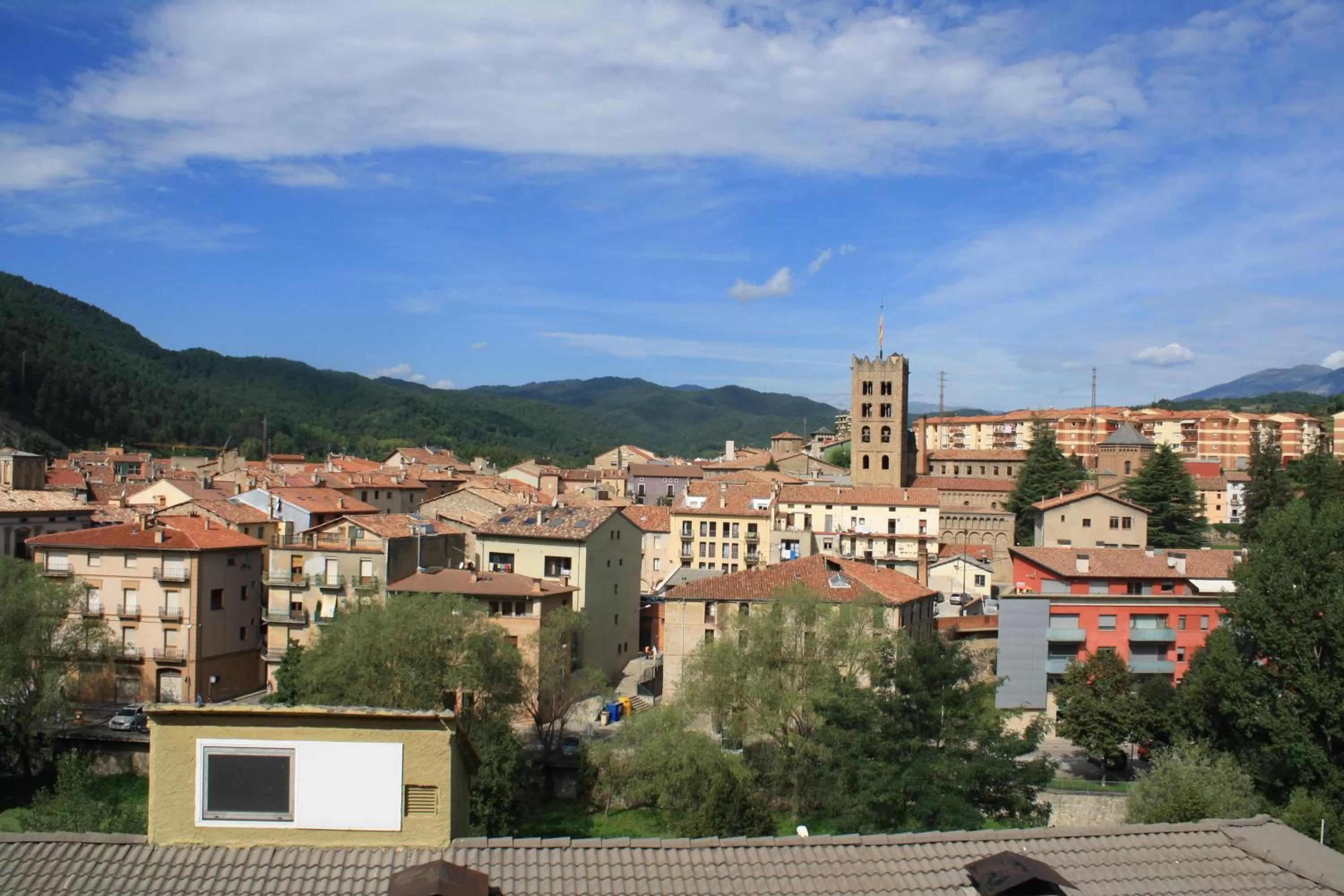 Spring in La Trobada Hotel Sport