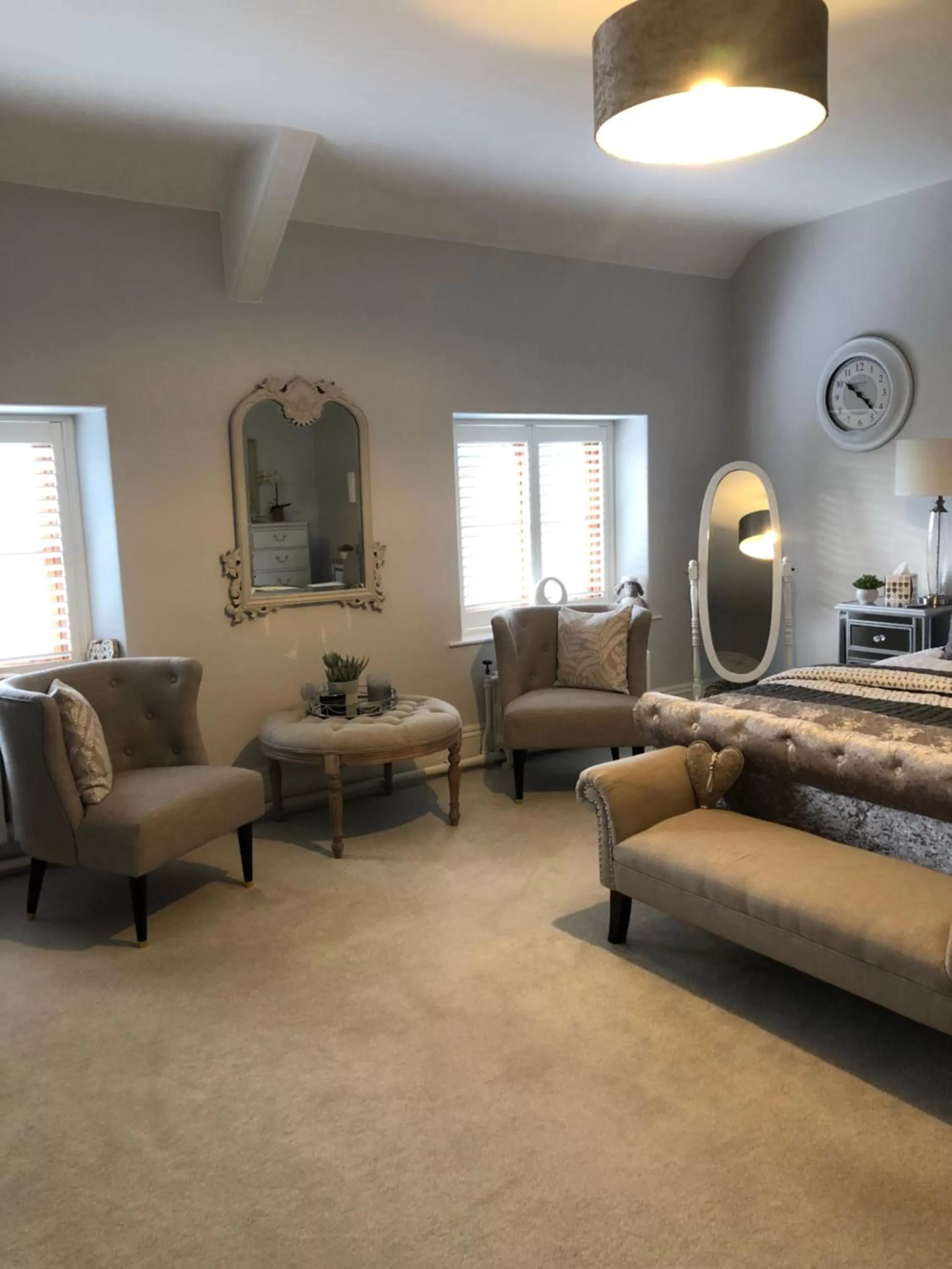 Seating Area in The Skreen