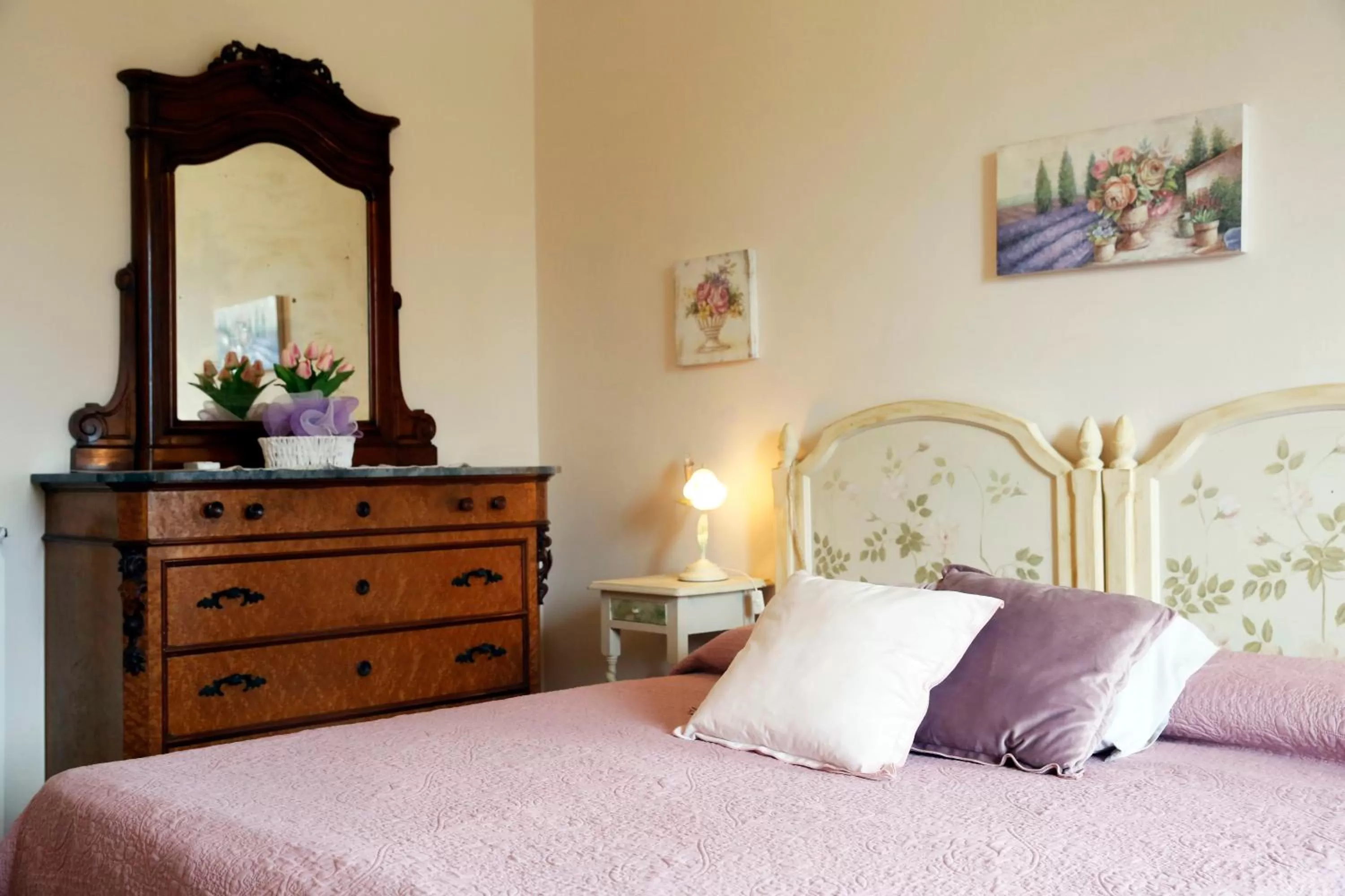 Bed in Villa Albertina