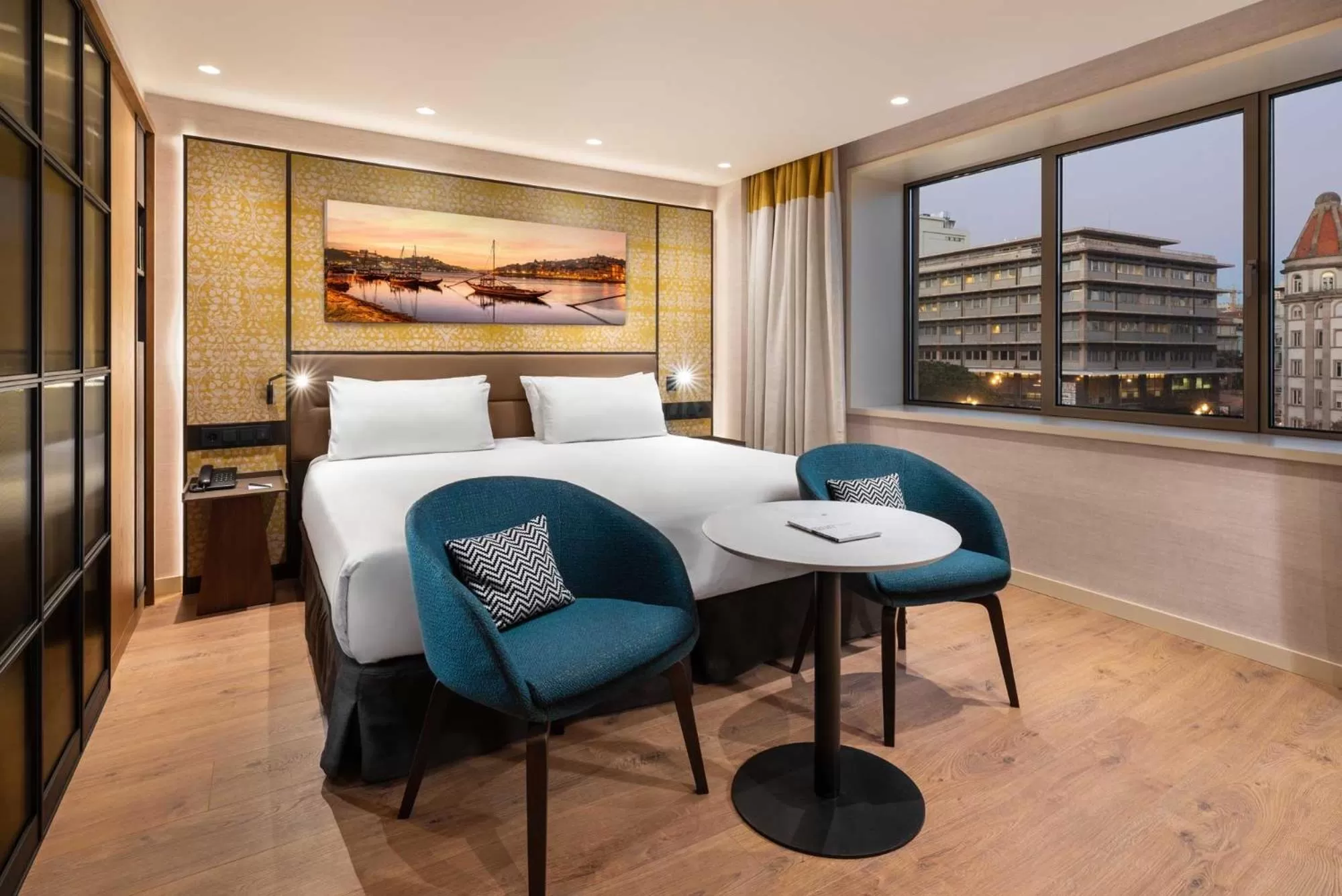 Area and facilities, Bed in Eurostars Aliados