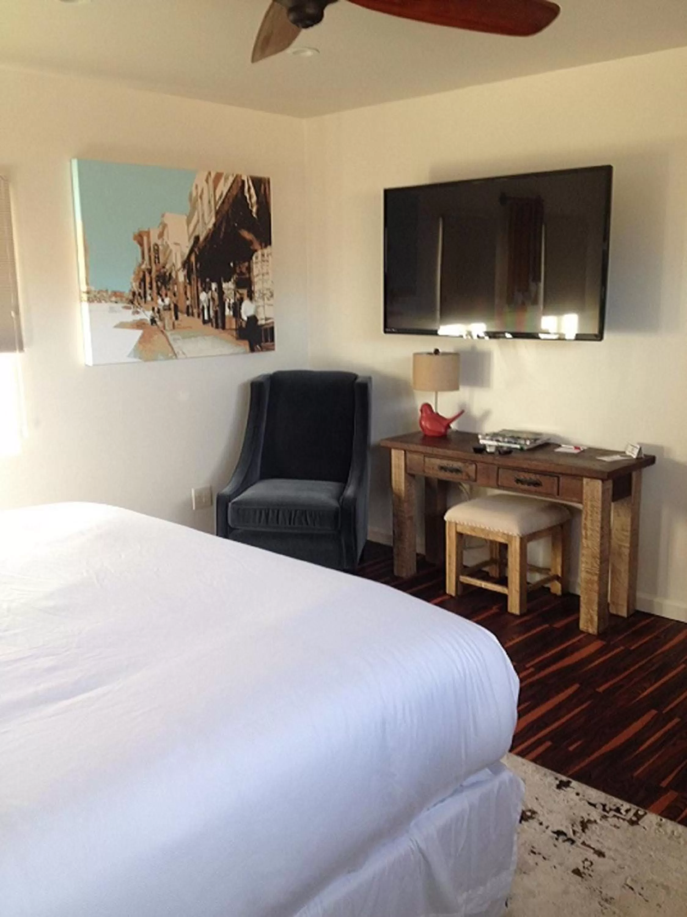 Decorative detail, Bed in Iron Horse Inn