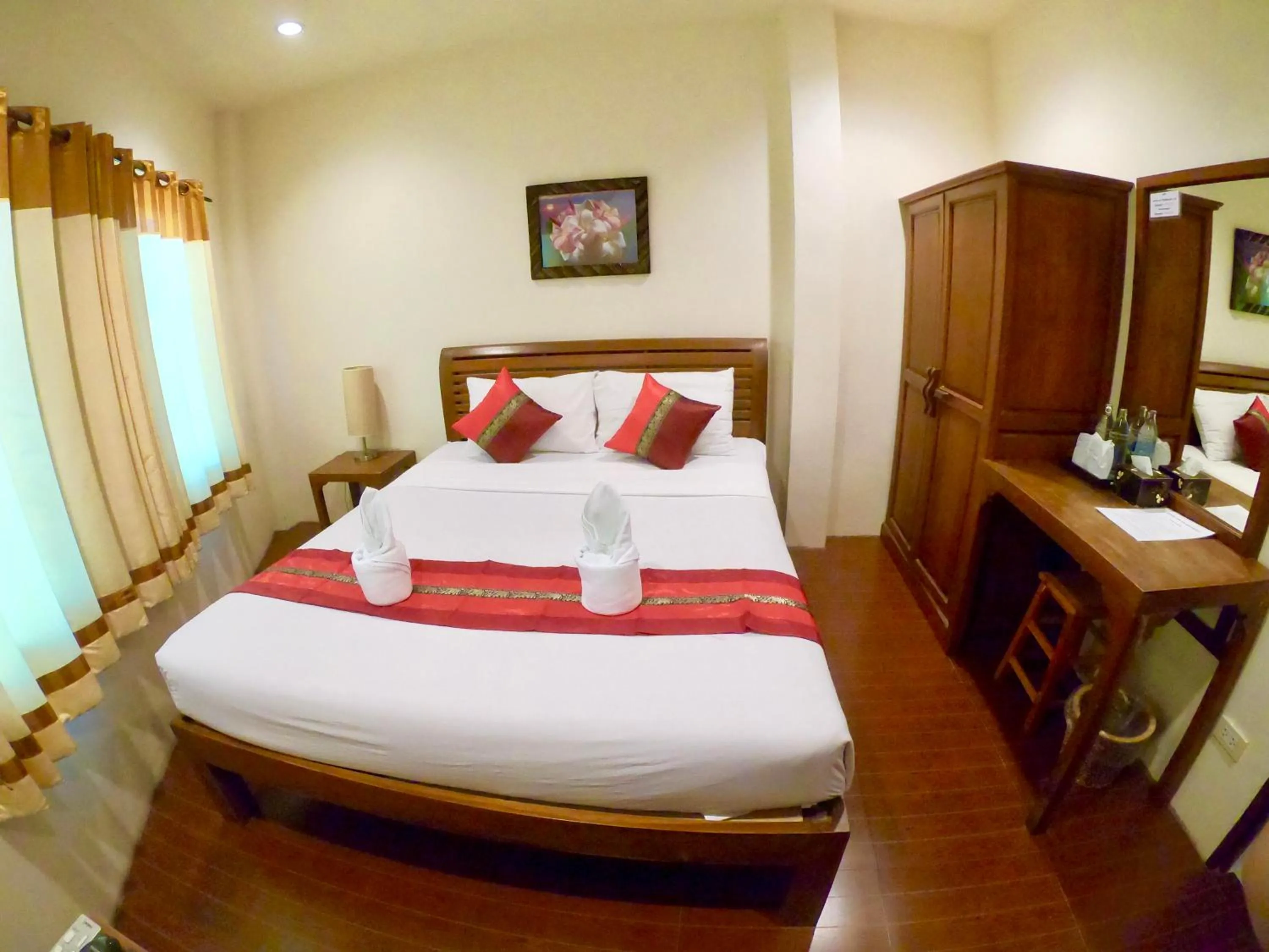 Bed in Home Inn Pai Garden