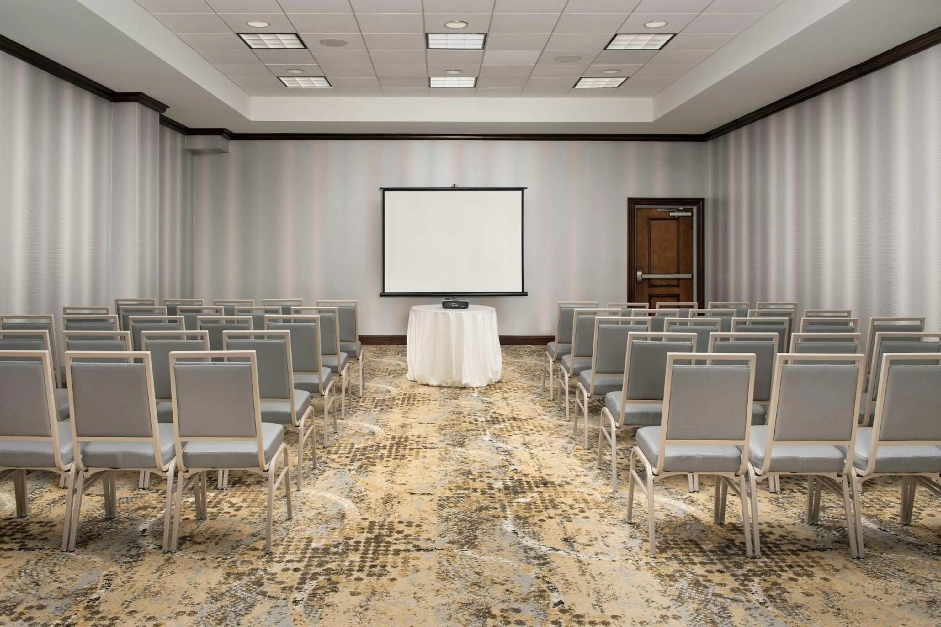 Meeting/conference room in Embassy Suites by Hilton Dulles North Loudoun