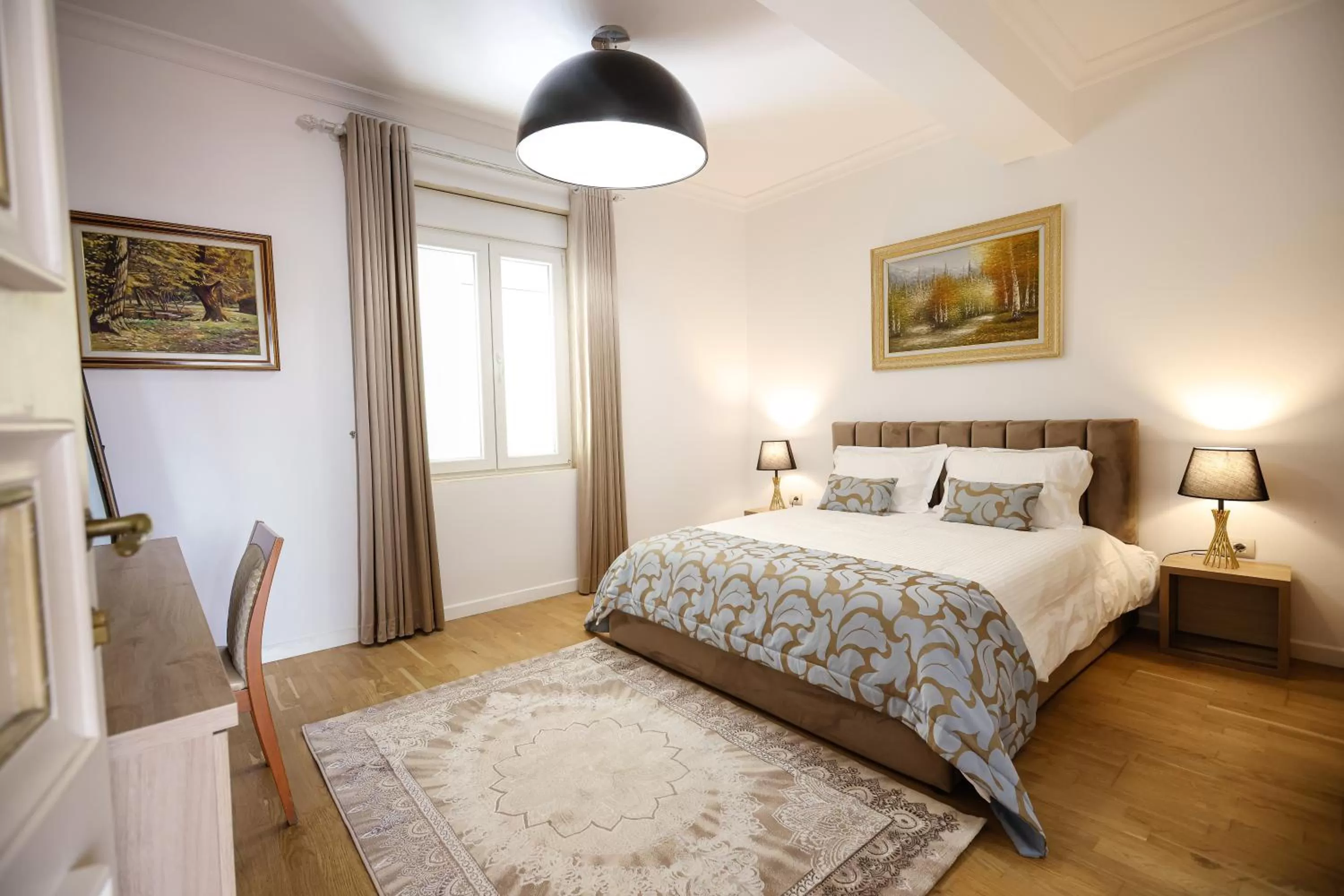 Bedroom, Bed in Ferdinand Hotel Rooms