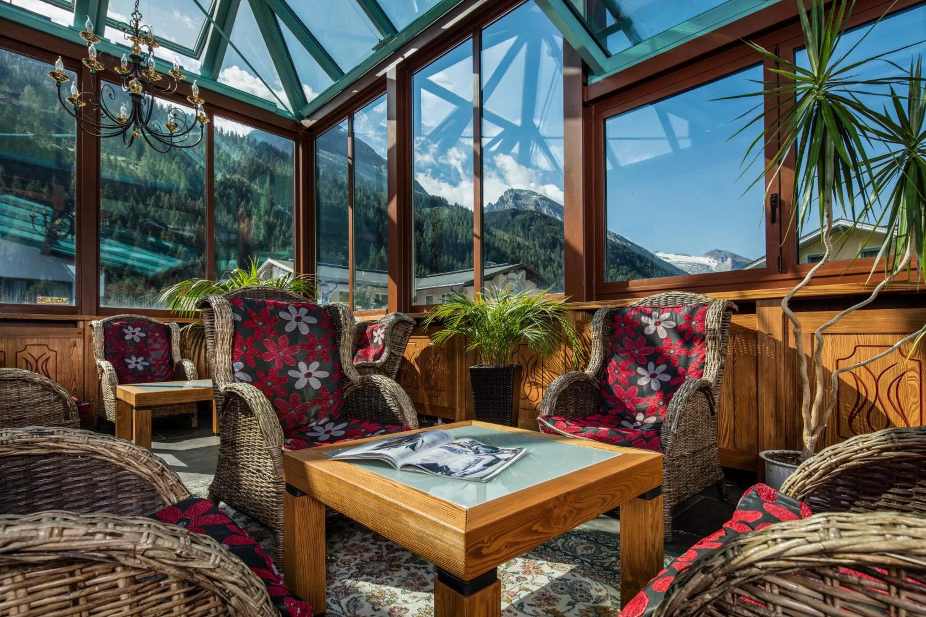 Restaurant/places to eat in Hotel Höhlenstein