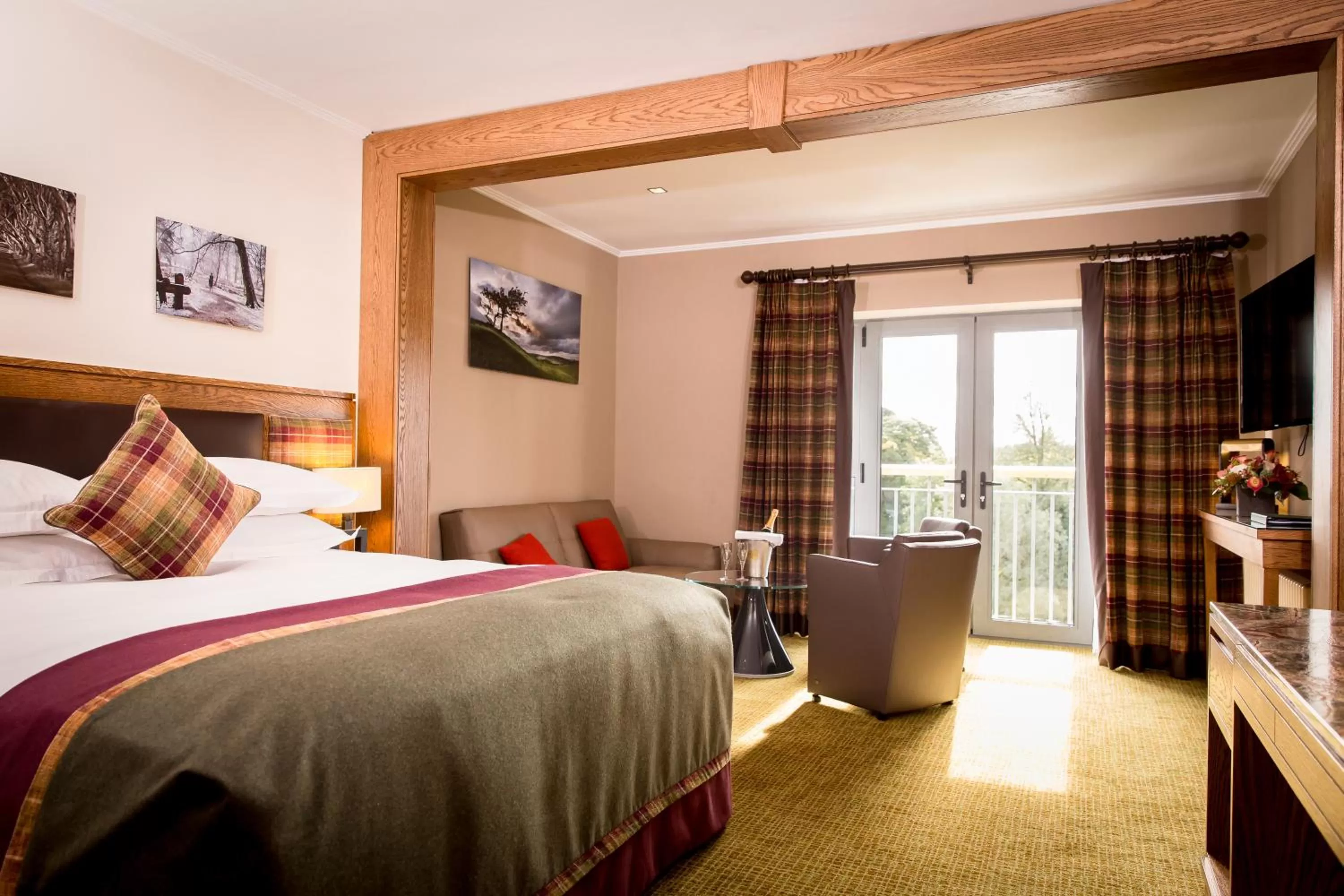 Photo of the whole room, Bed in Galgorm