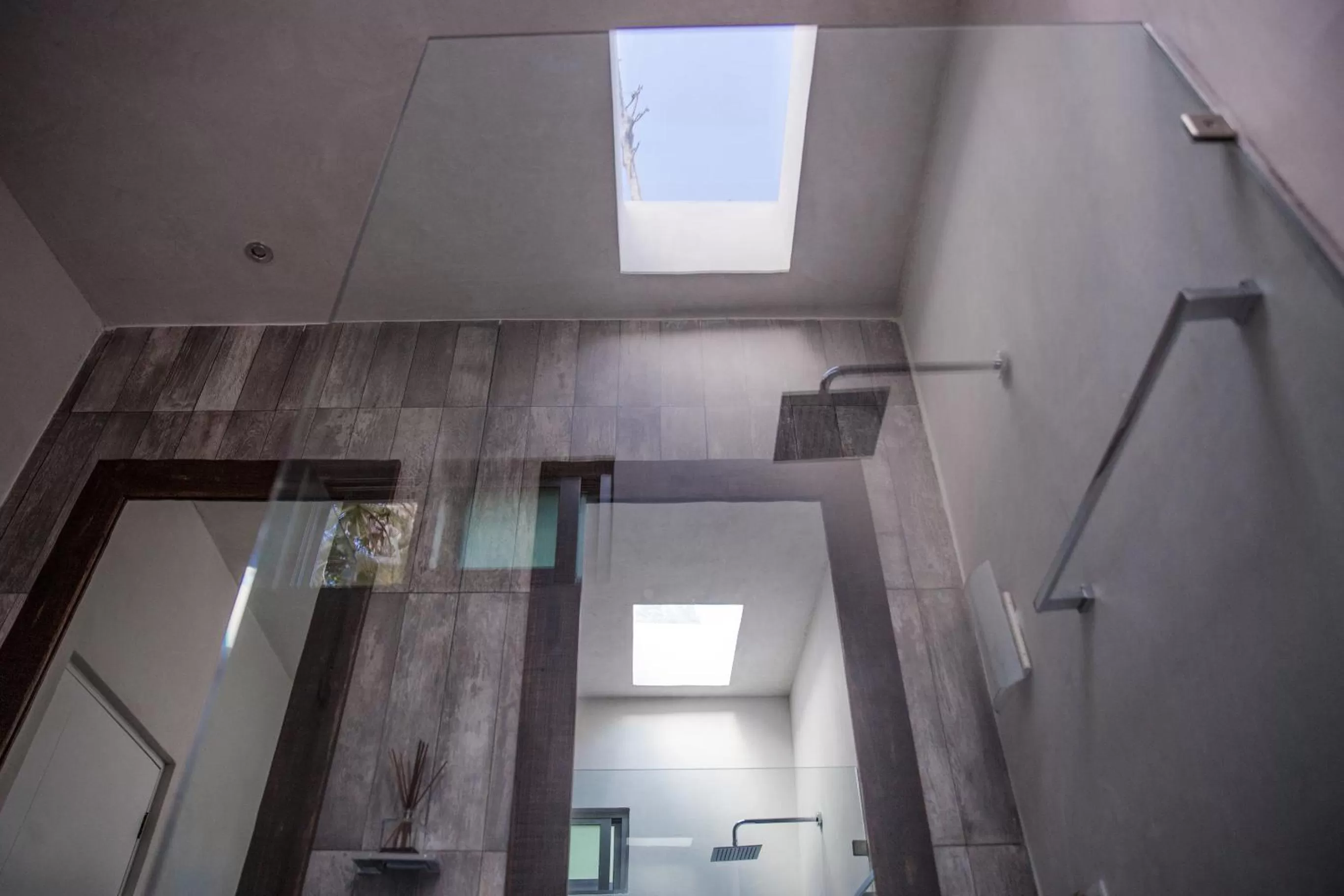 Shower in Villas H2O