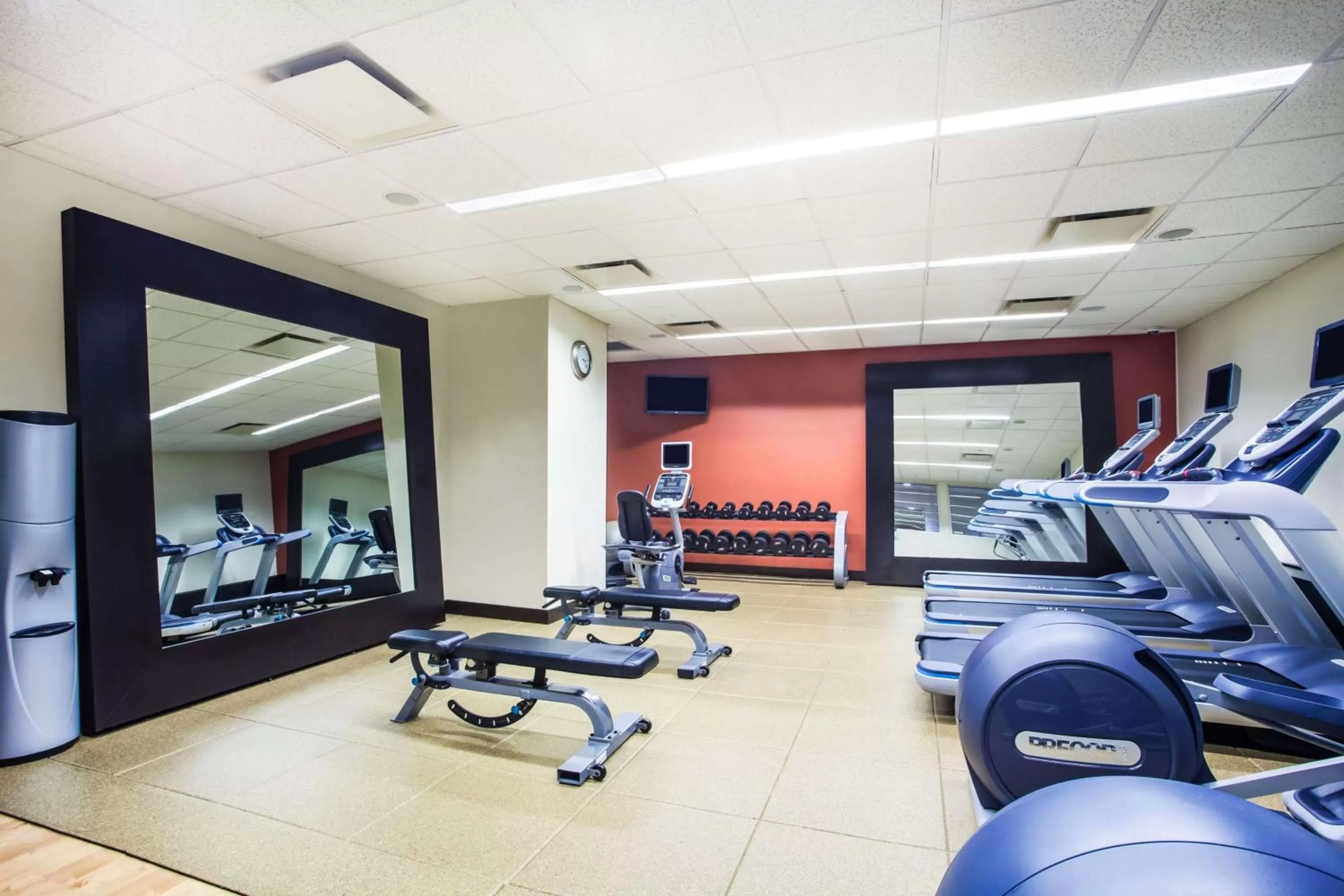Fitness centre/facilities in Hilton Garden Inn West 35th Street