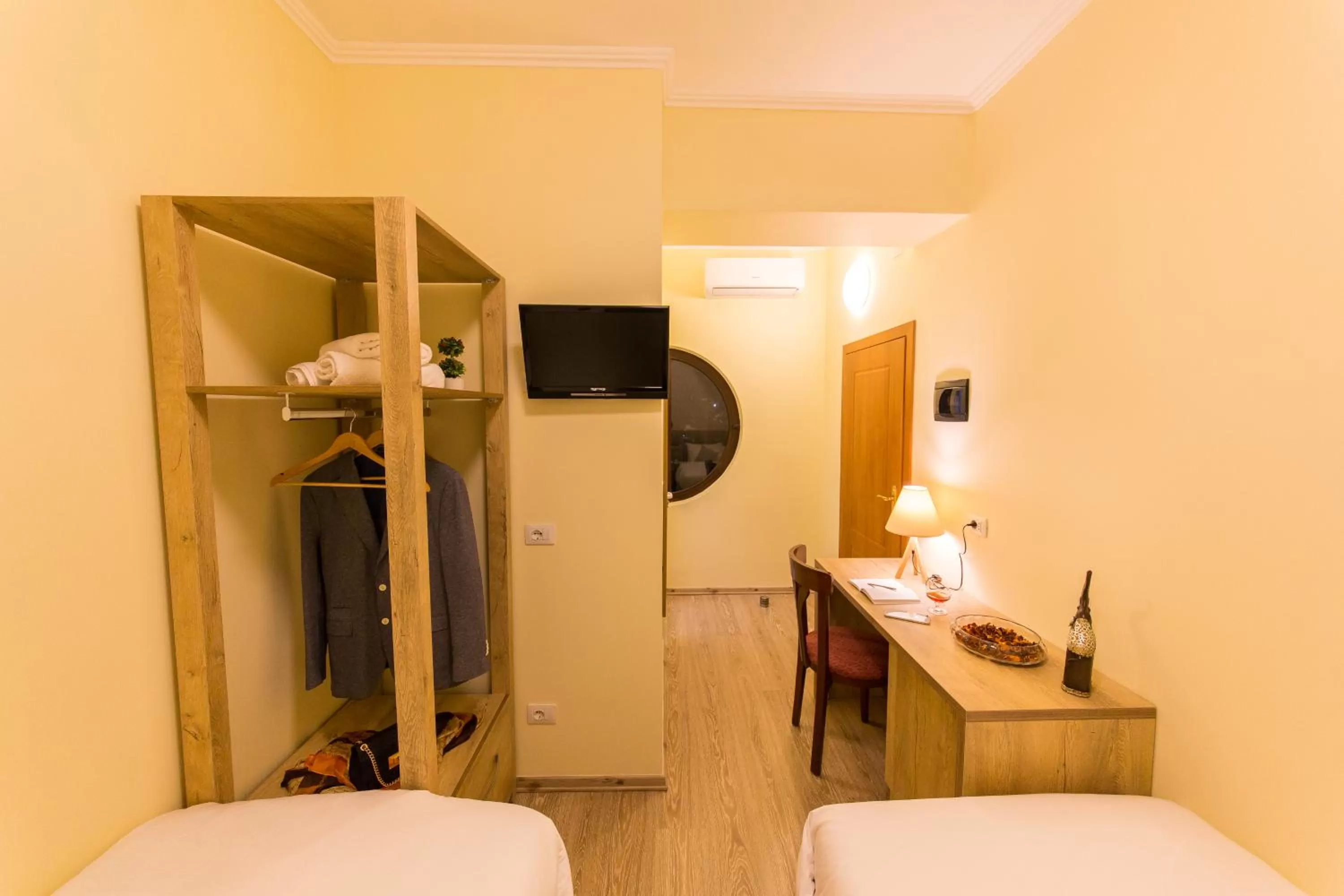 Bedroom, Bed in Hotel Baron