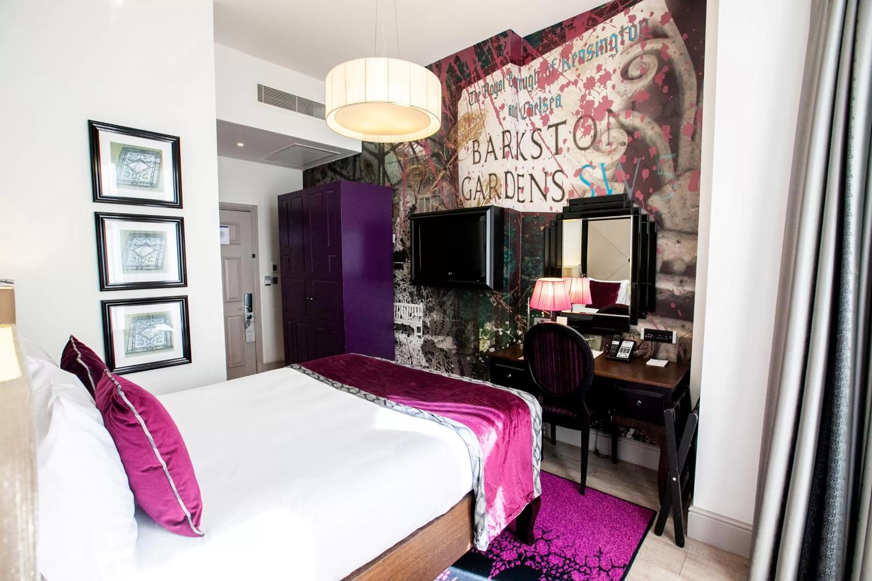 Bed in Hotel Indigo London - Kensington by IHG