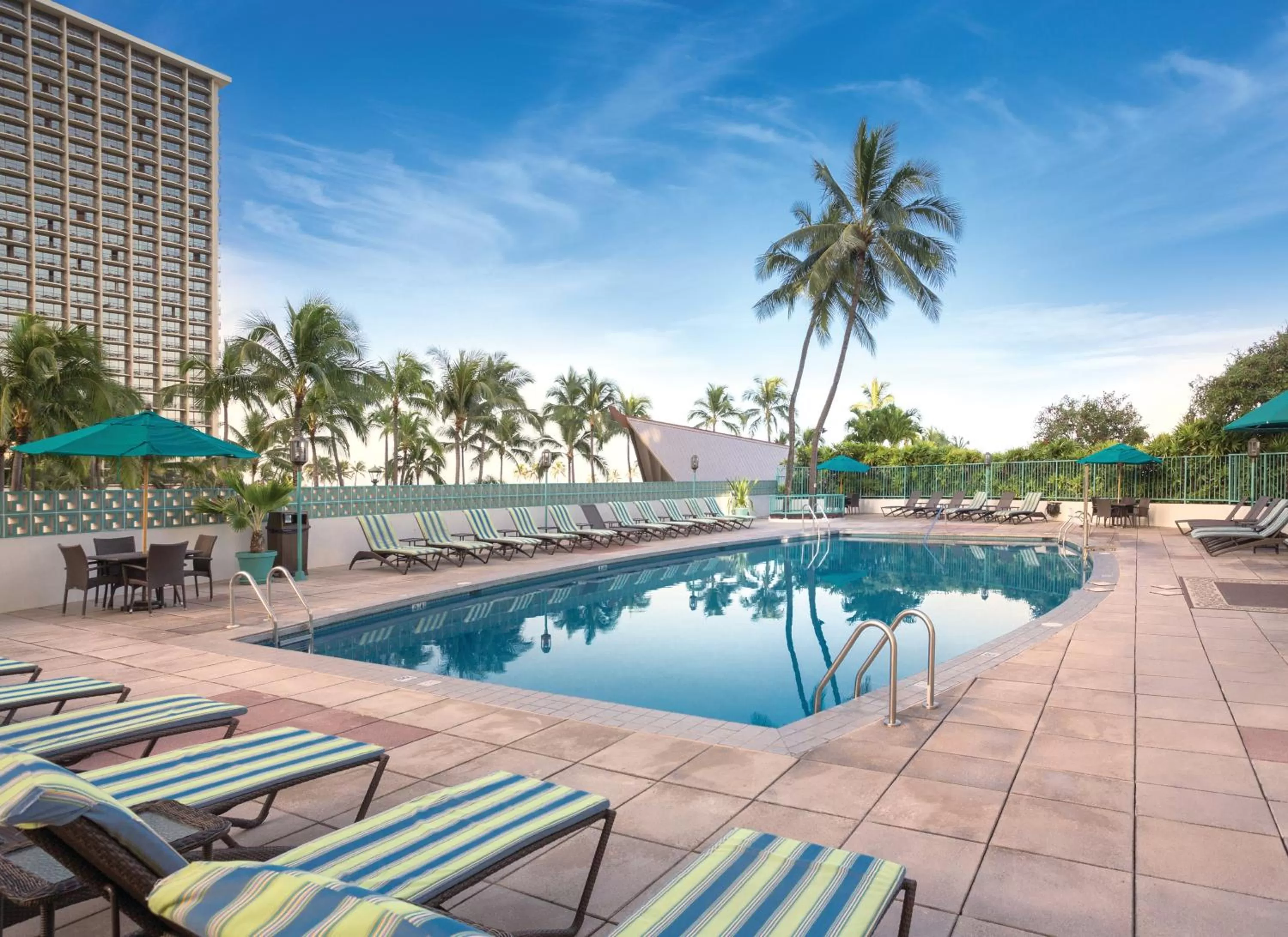 Property building in Waikiki Marina Resort at the Ilikai