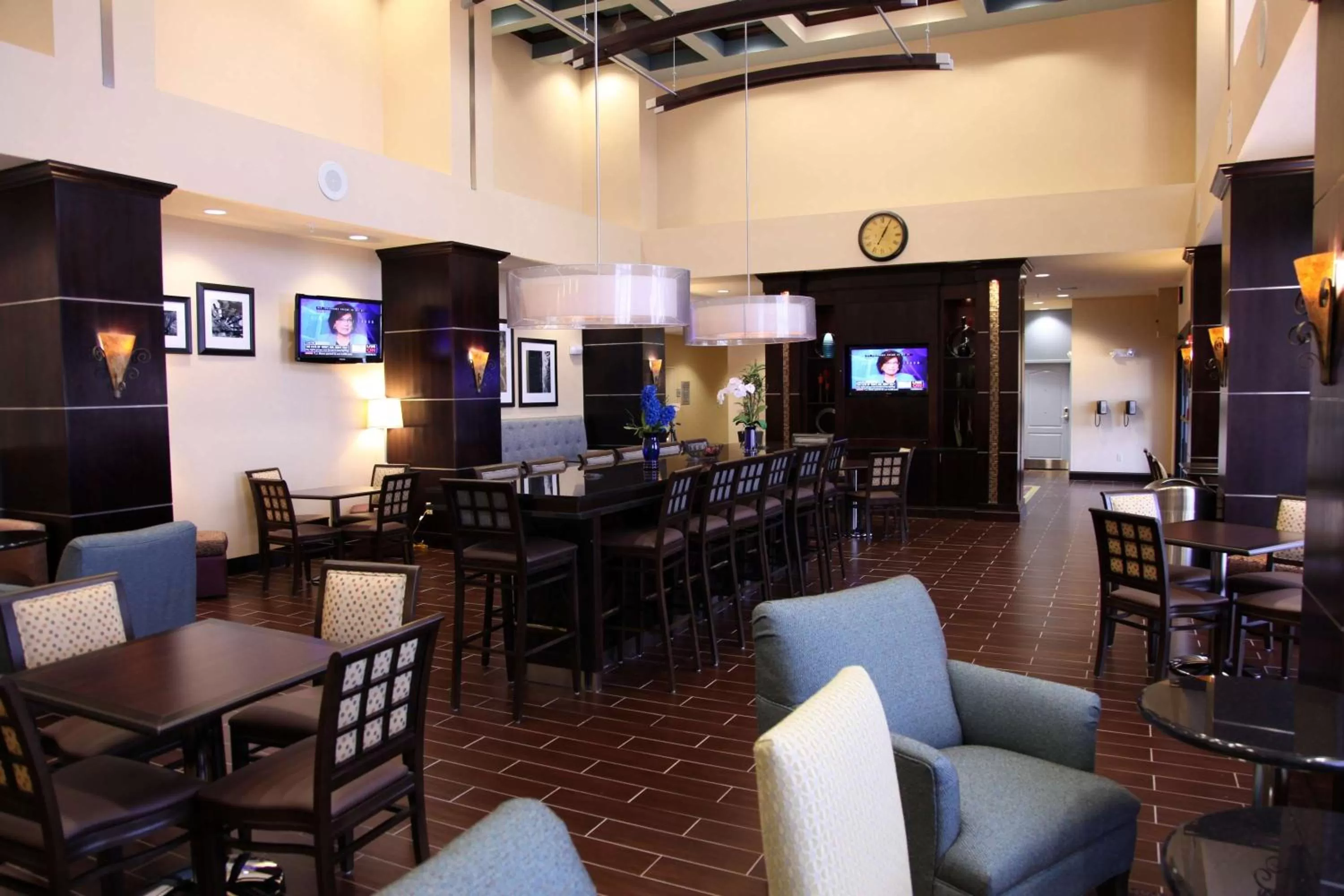 Lobby or reception in Hampton Inn & Suites Carlsbad