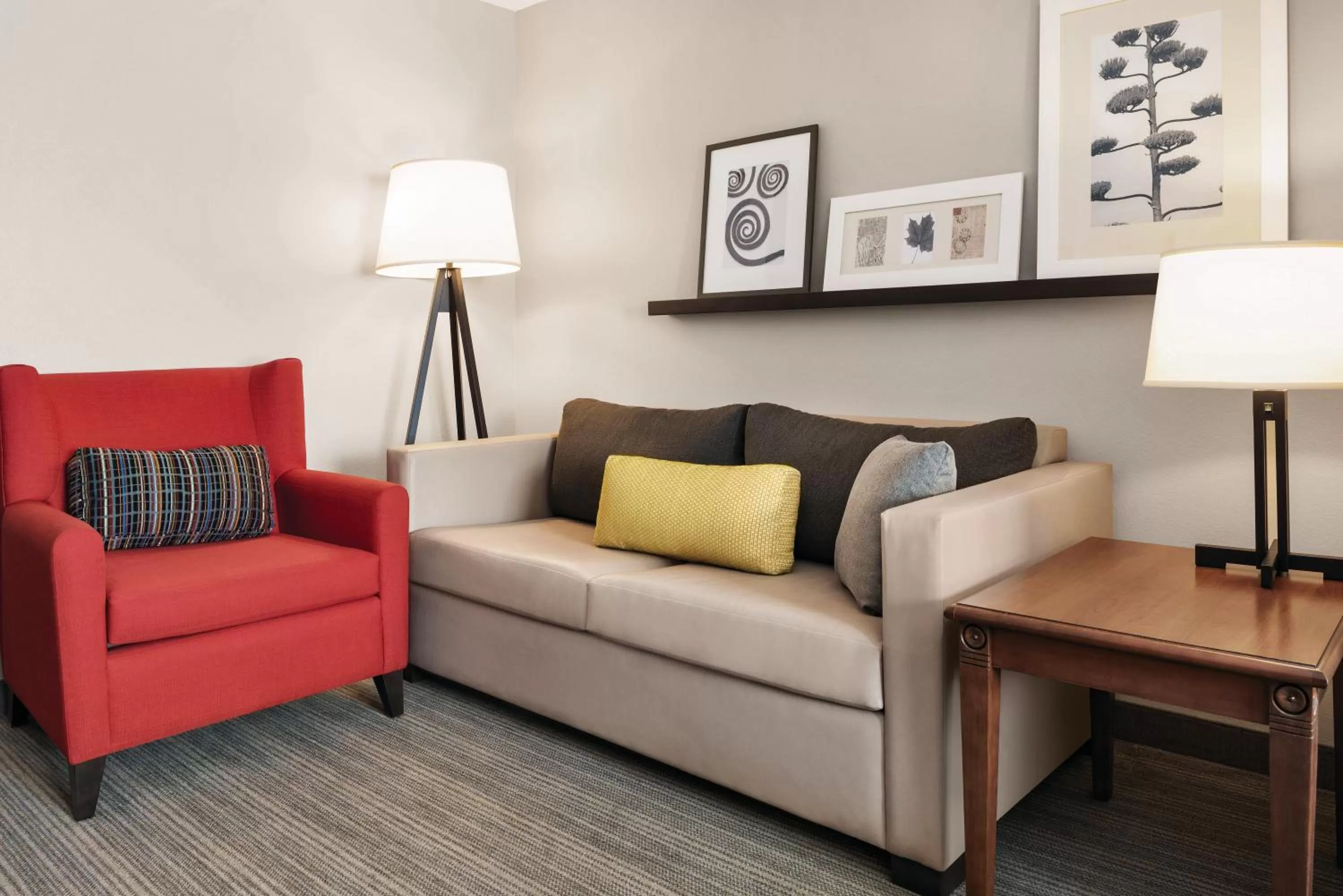 Property building in Country Inn & Suites by Radisson, Marinette, WI